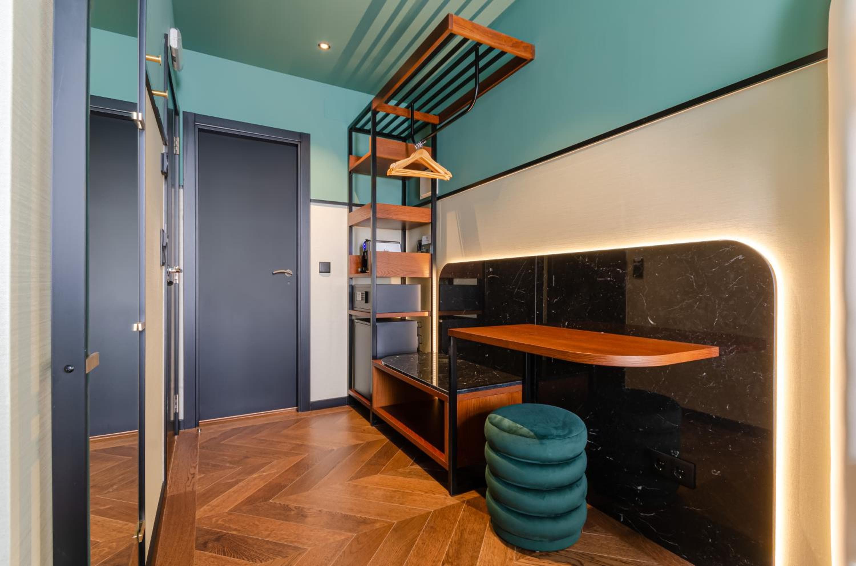 Nicola Rossio Hotel — 17
