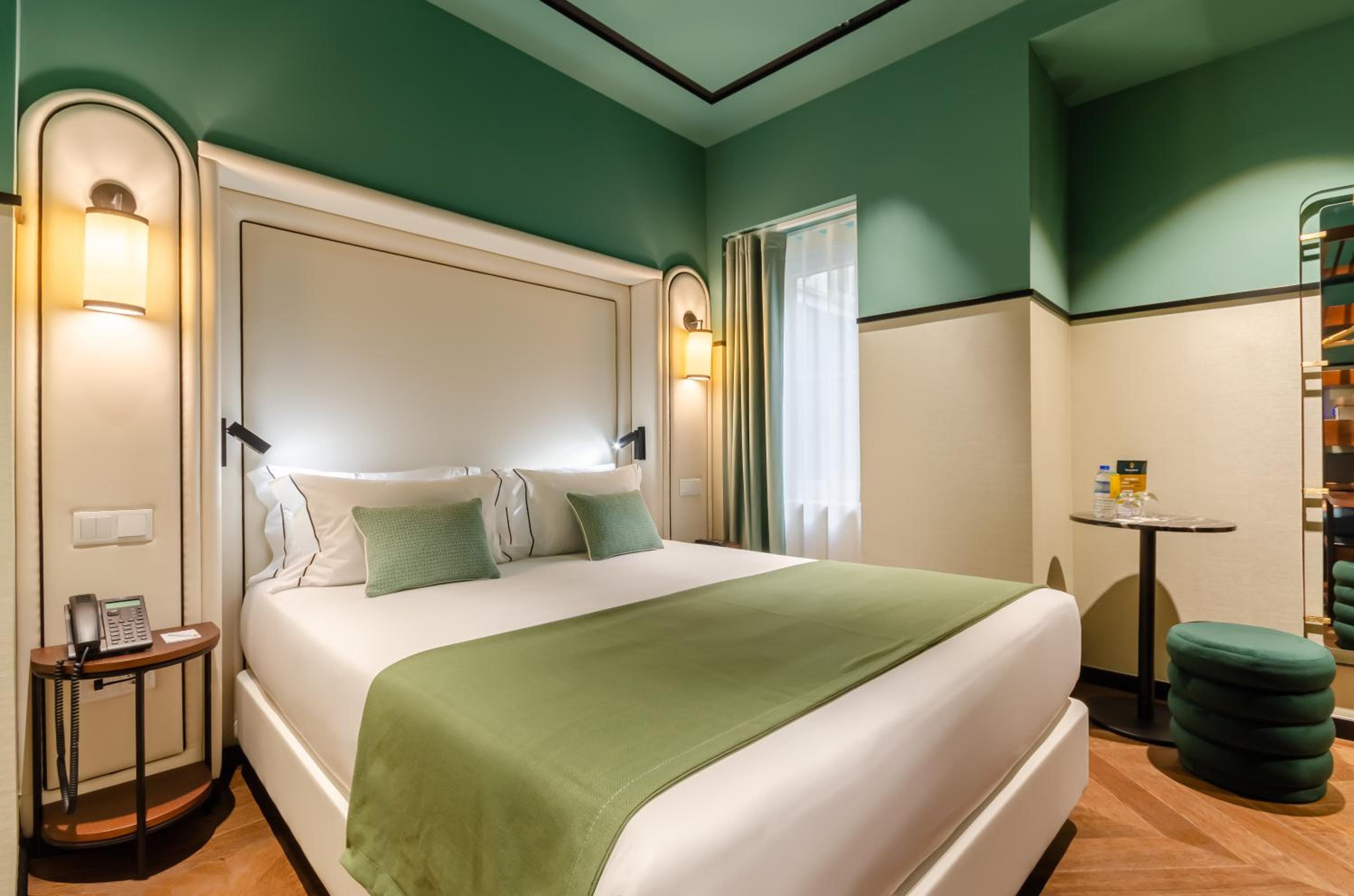 Nicola Rossio Hotel — 30