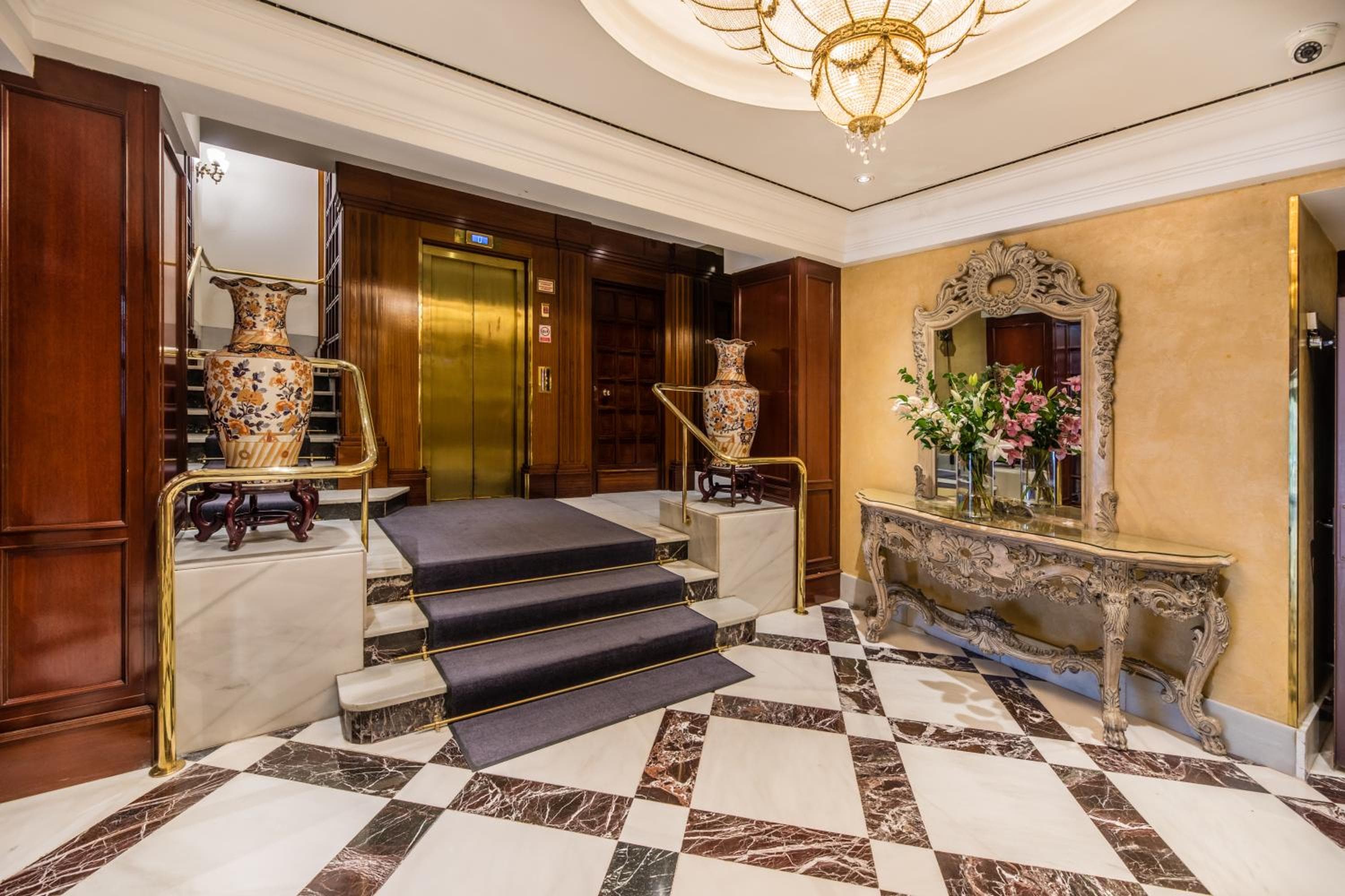 Sercotel Gran Hotel Conde Duque — 3