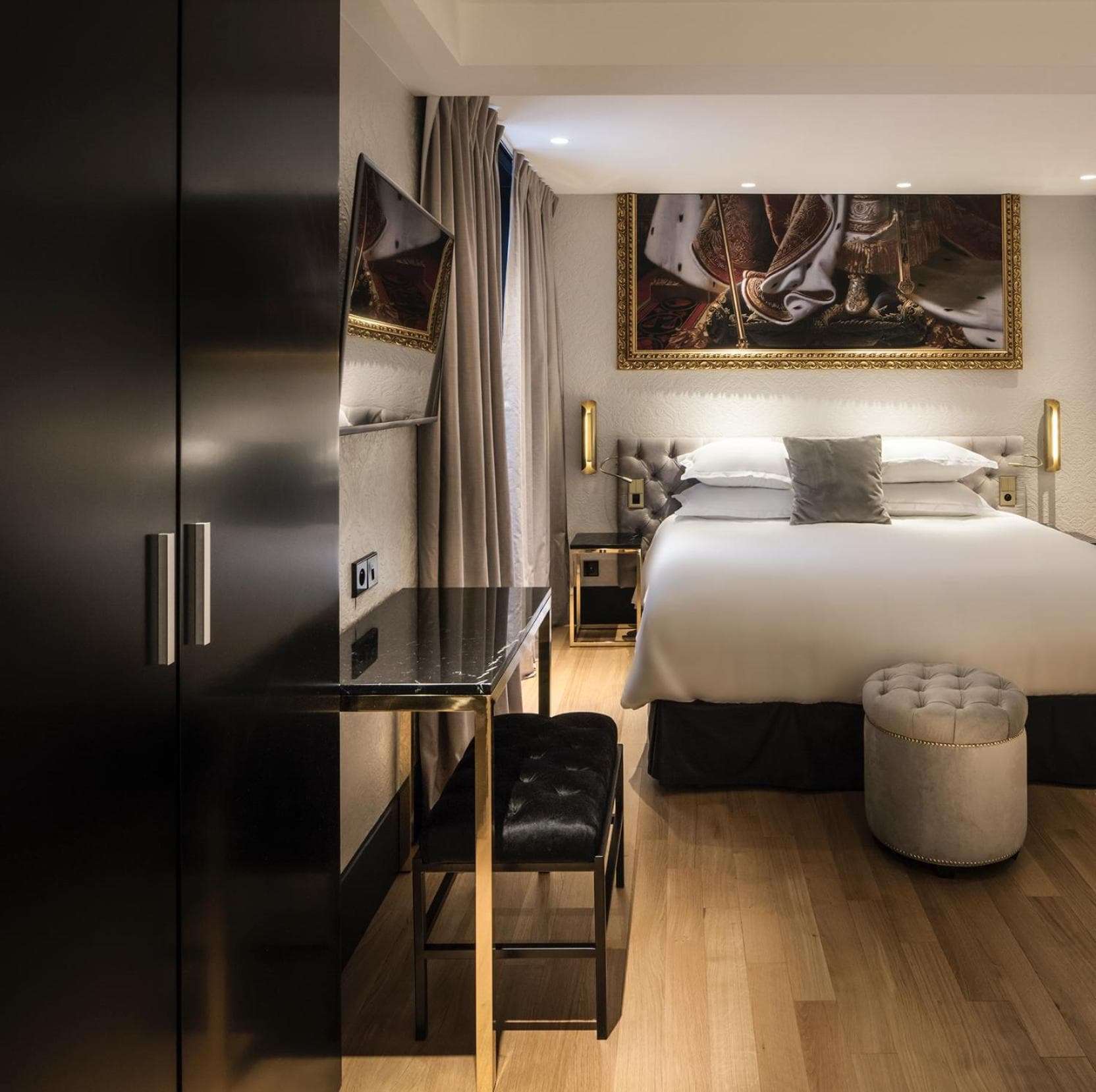 Hotel Eiffel Petit Louvre — 25