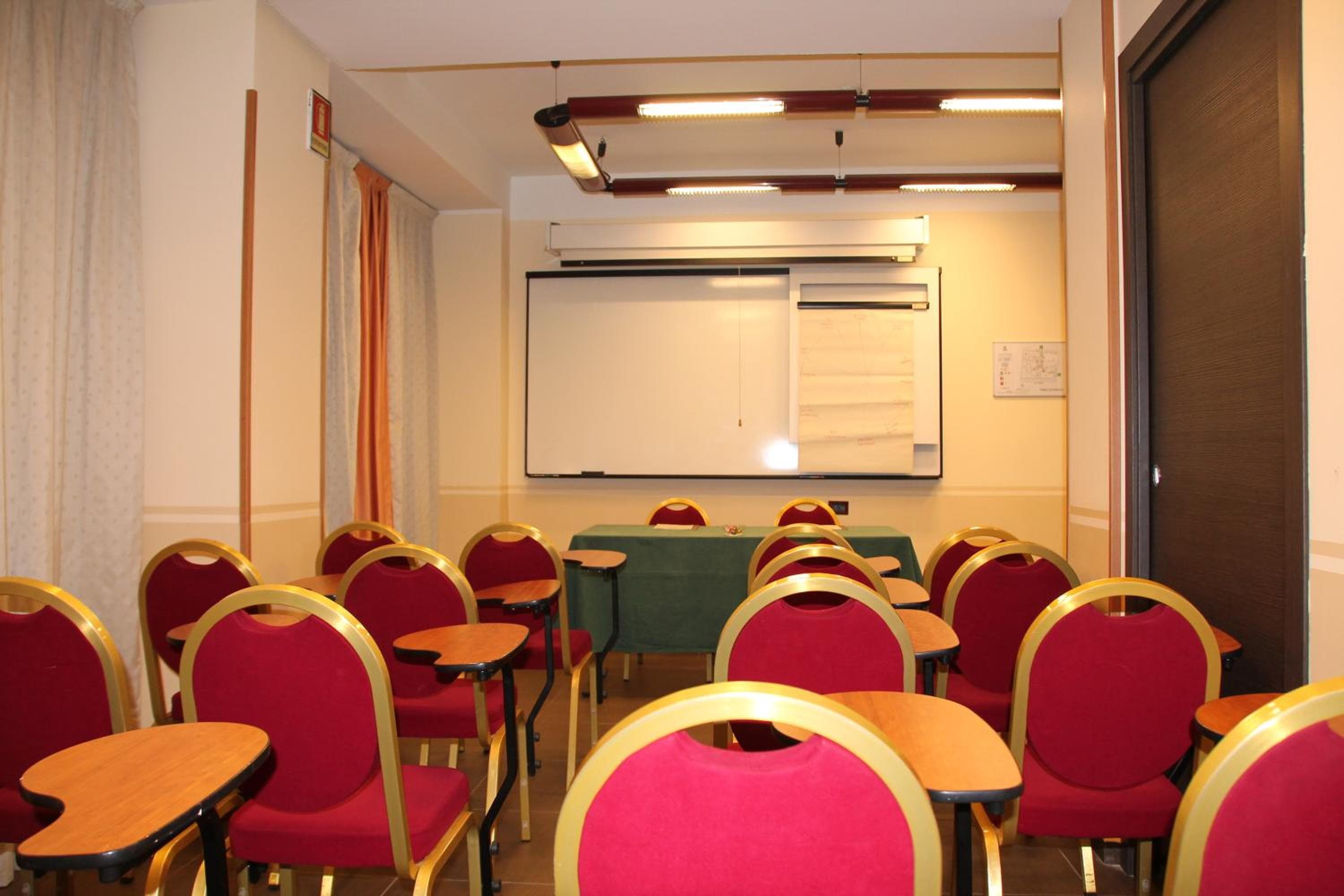Mokinba Hotels Sant'Ambroeus — 19