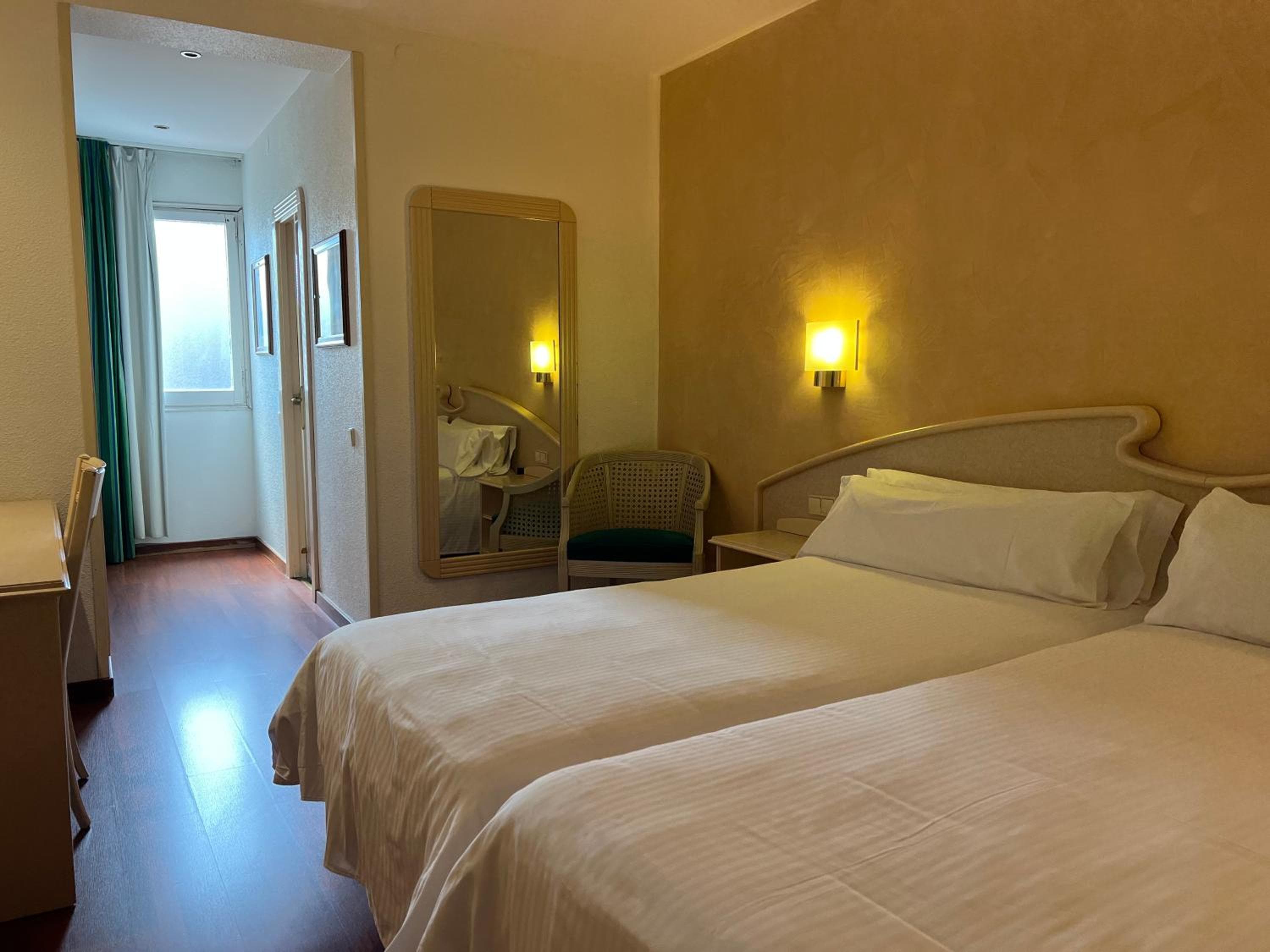 Hotel Lleó — 17