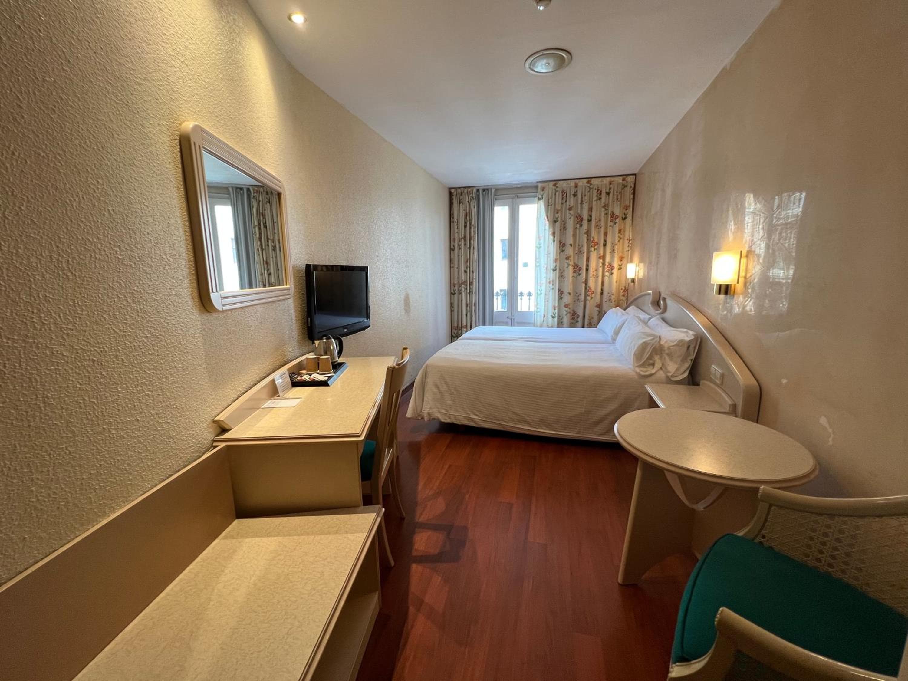 Hotel Lleó — 19