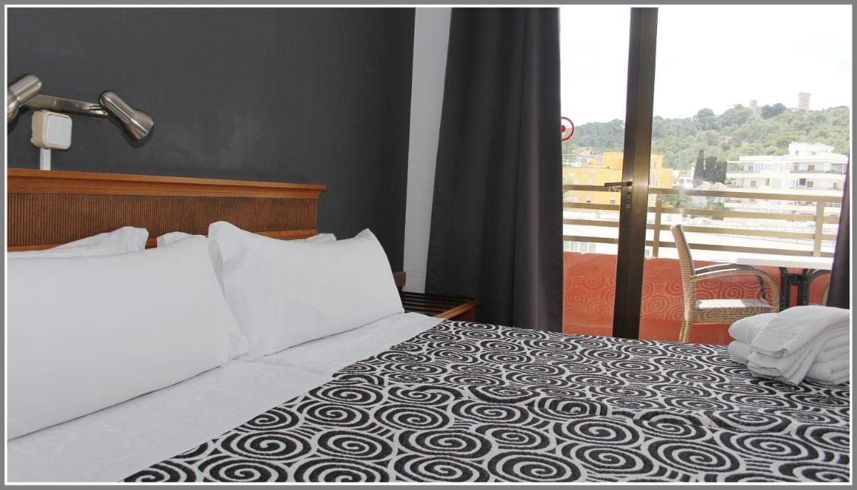 Apartamentos Gomila Park — 14