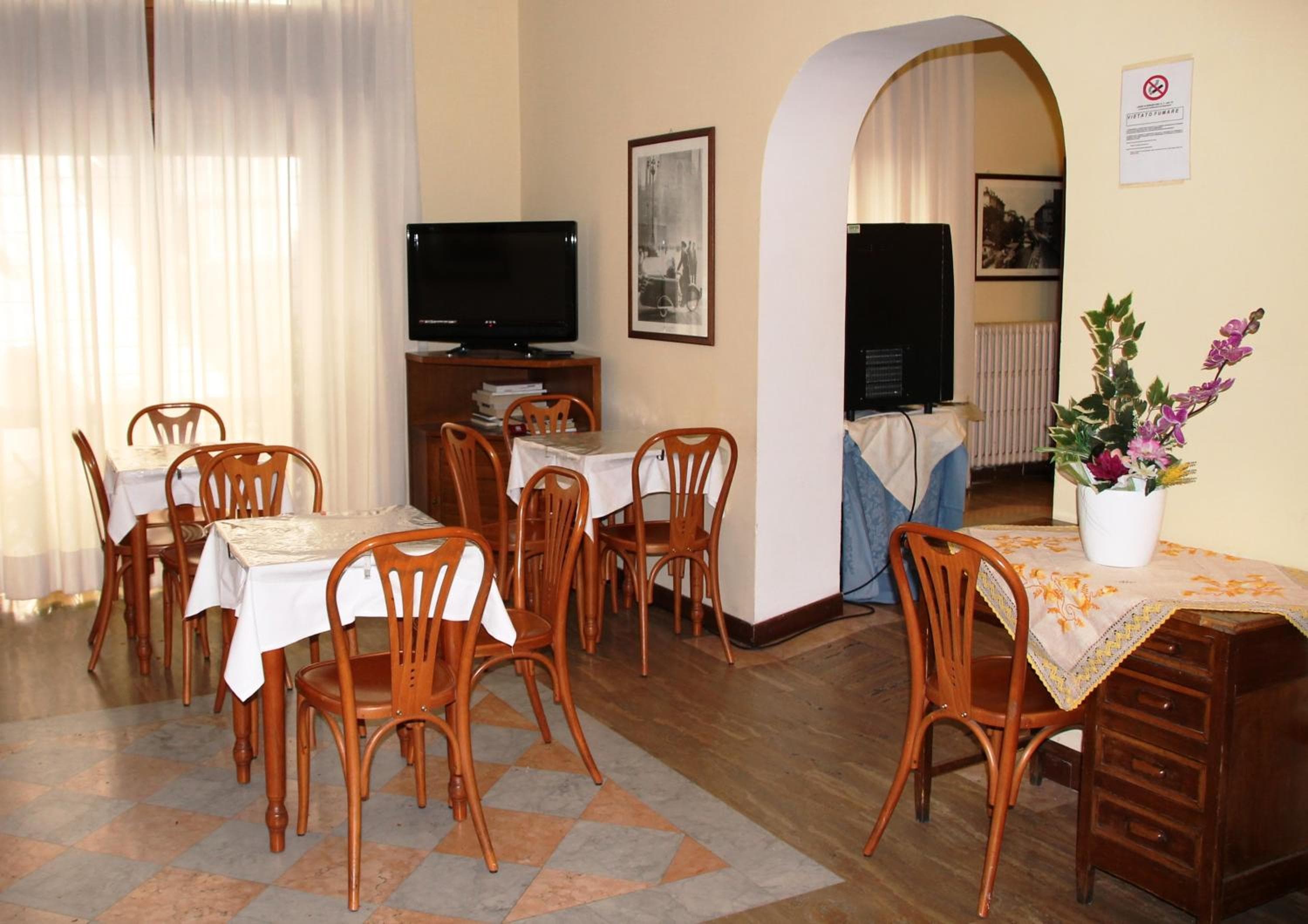 Hotel Vecchia Milano — 4