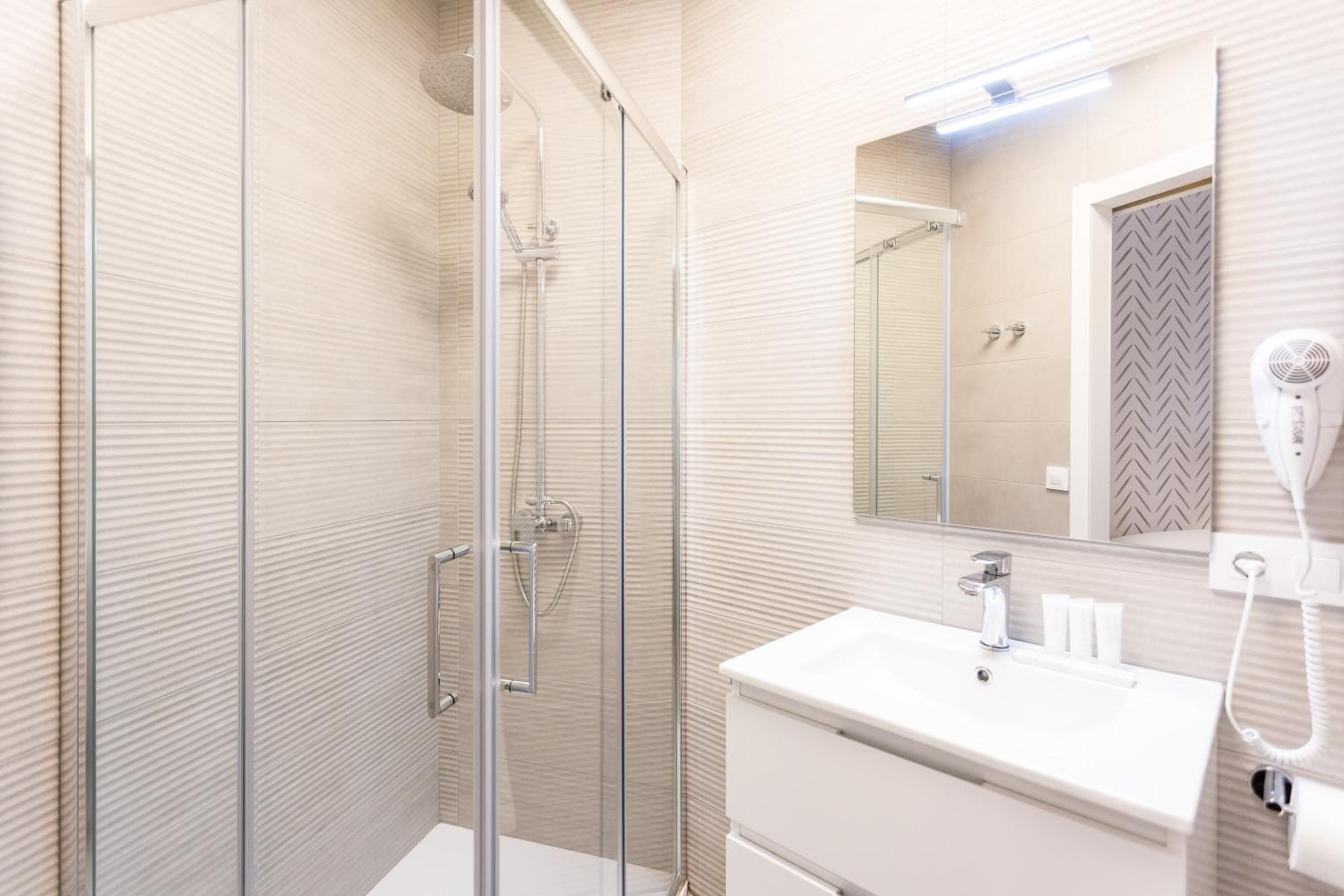 SUNN Apartments Amador de los Ríos, by Homing U — 22
