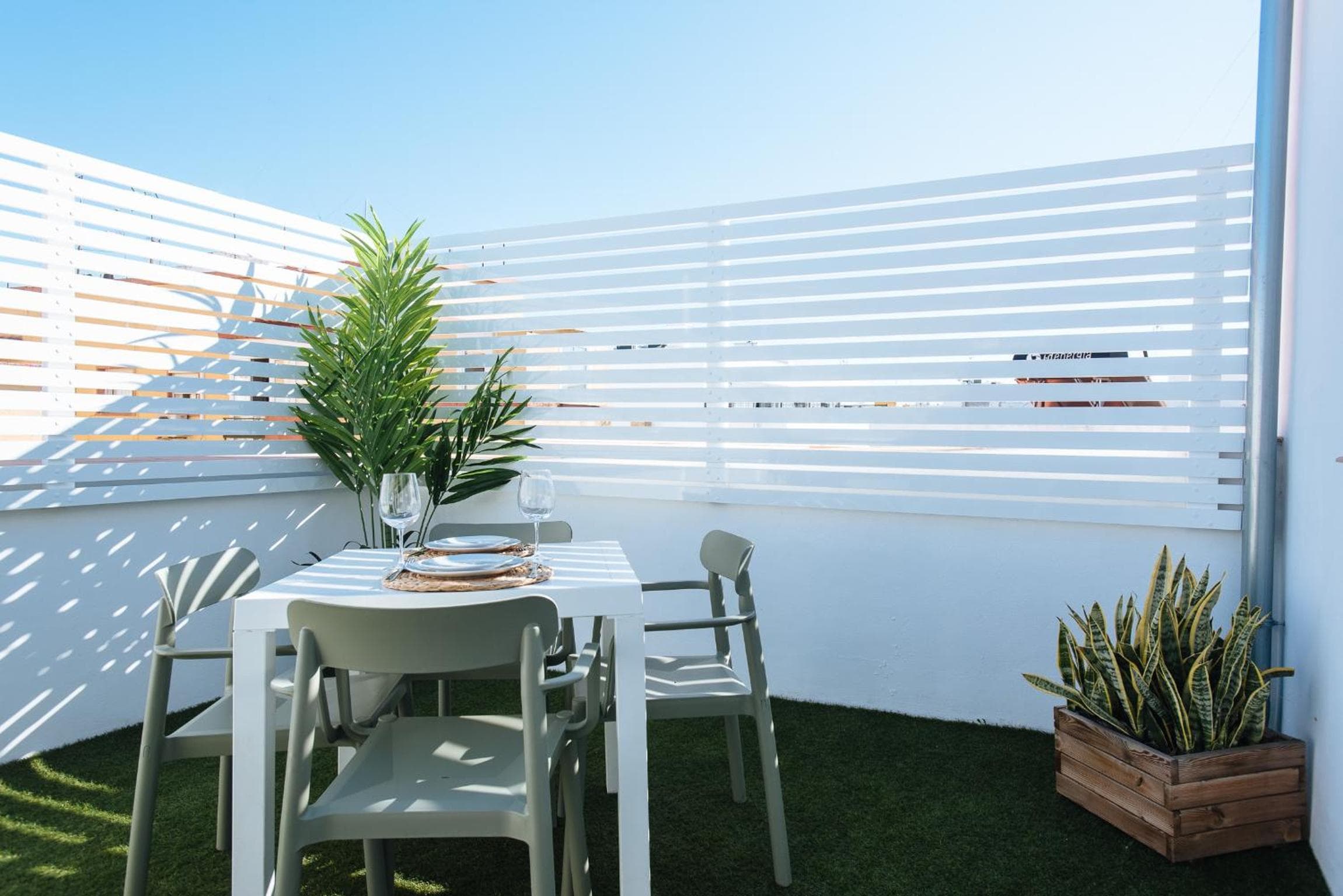 Lola de Triana Apartments — 2