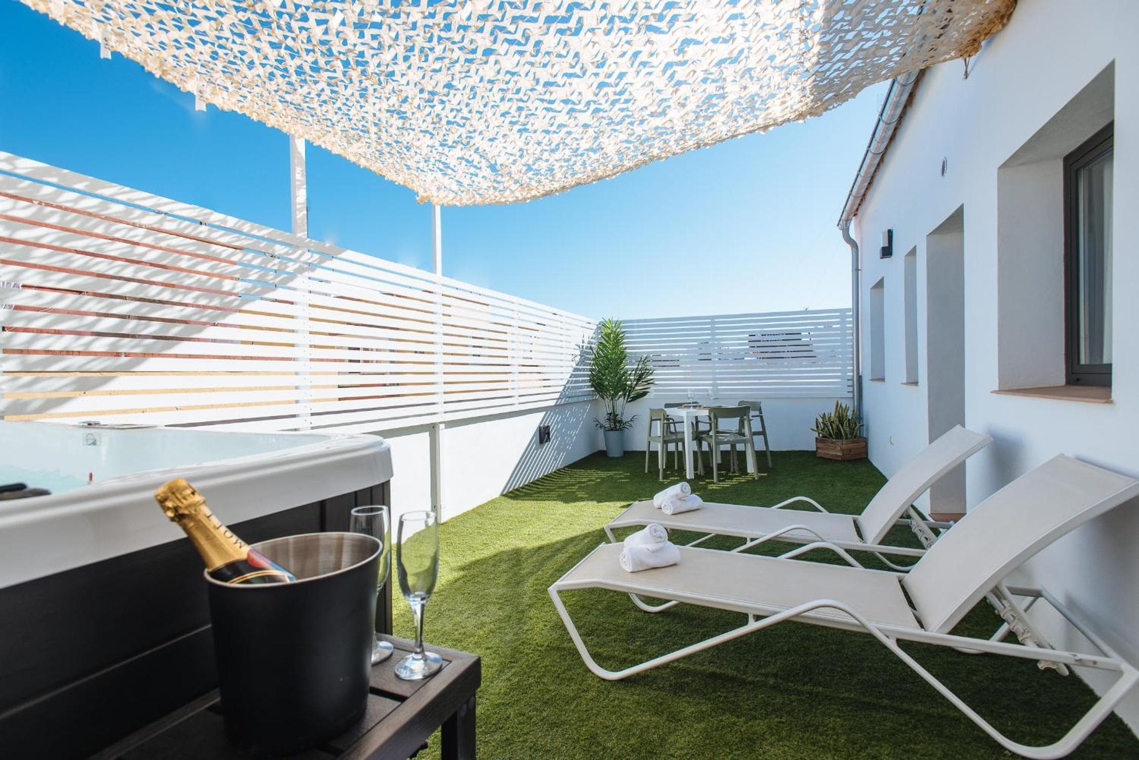 Lola de Triana Apartments — 6