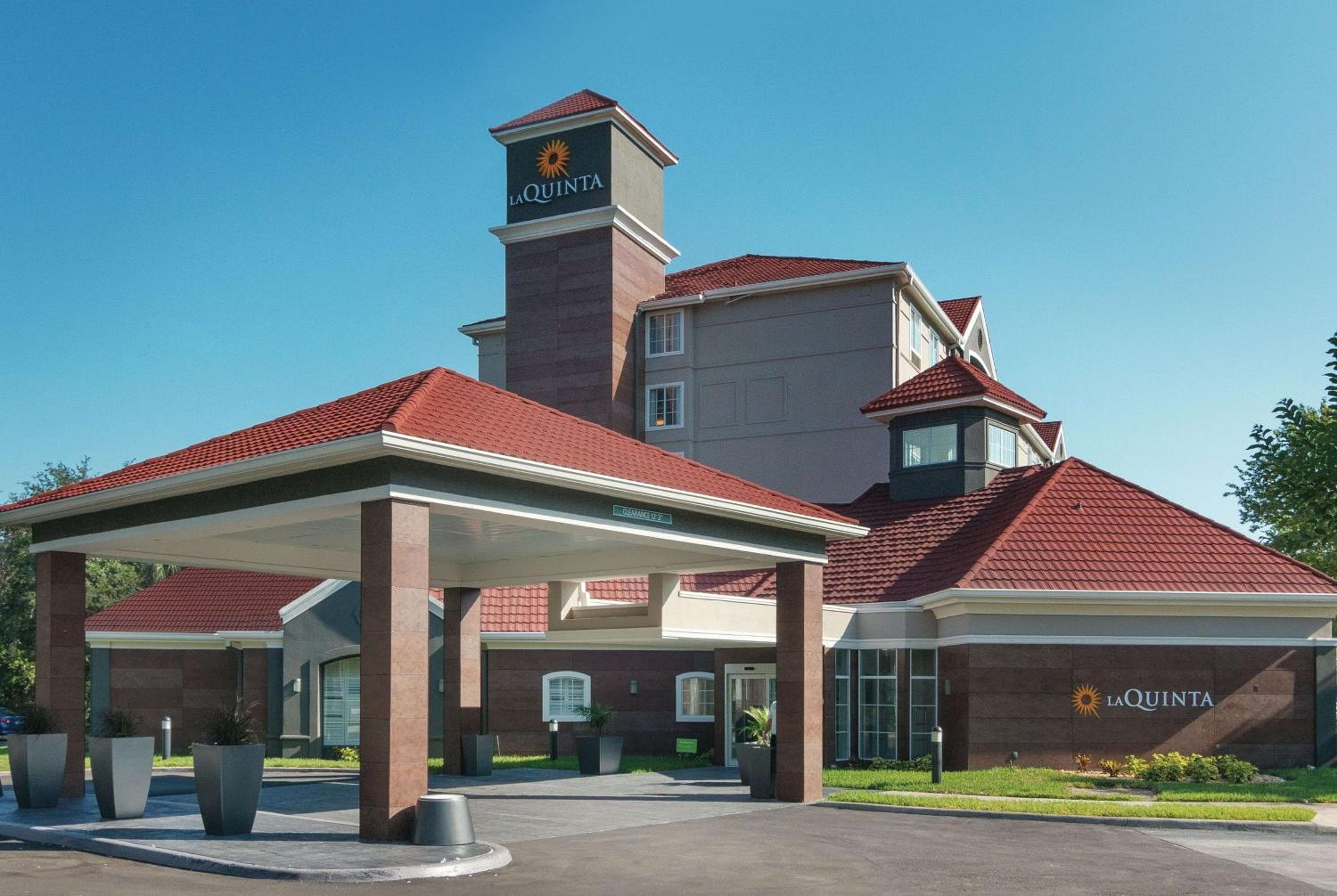 La Quinta by Wyndham Orlando UCF — 19