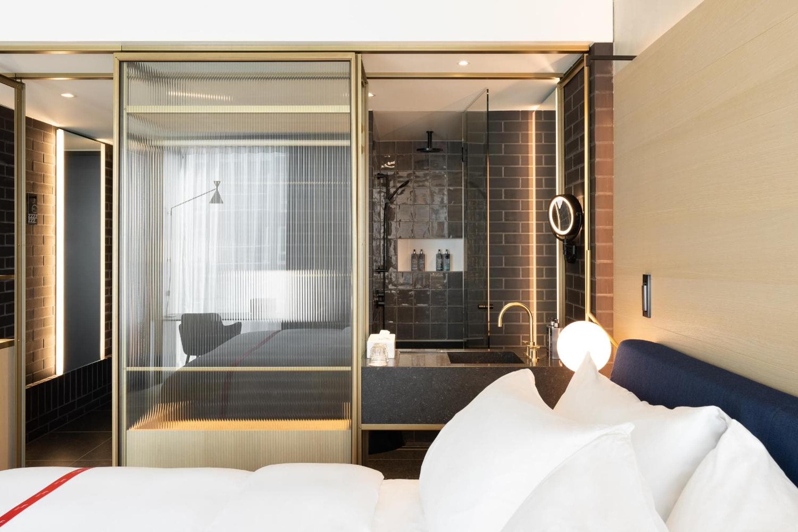 Ruby Emma Hotel Amsterdam by IHG — 25
