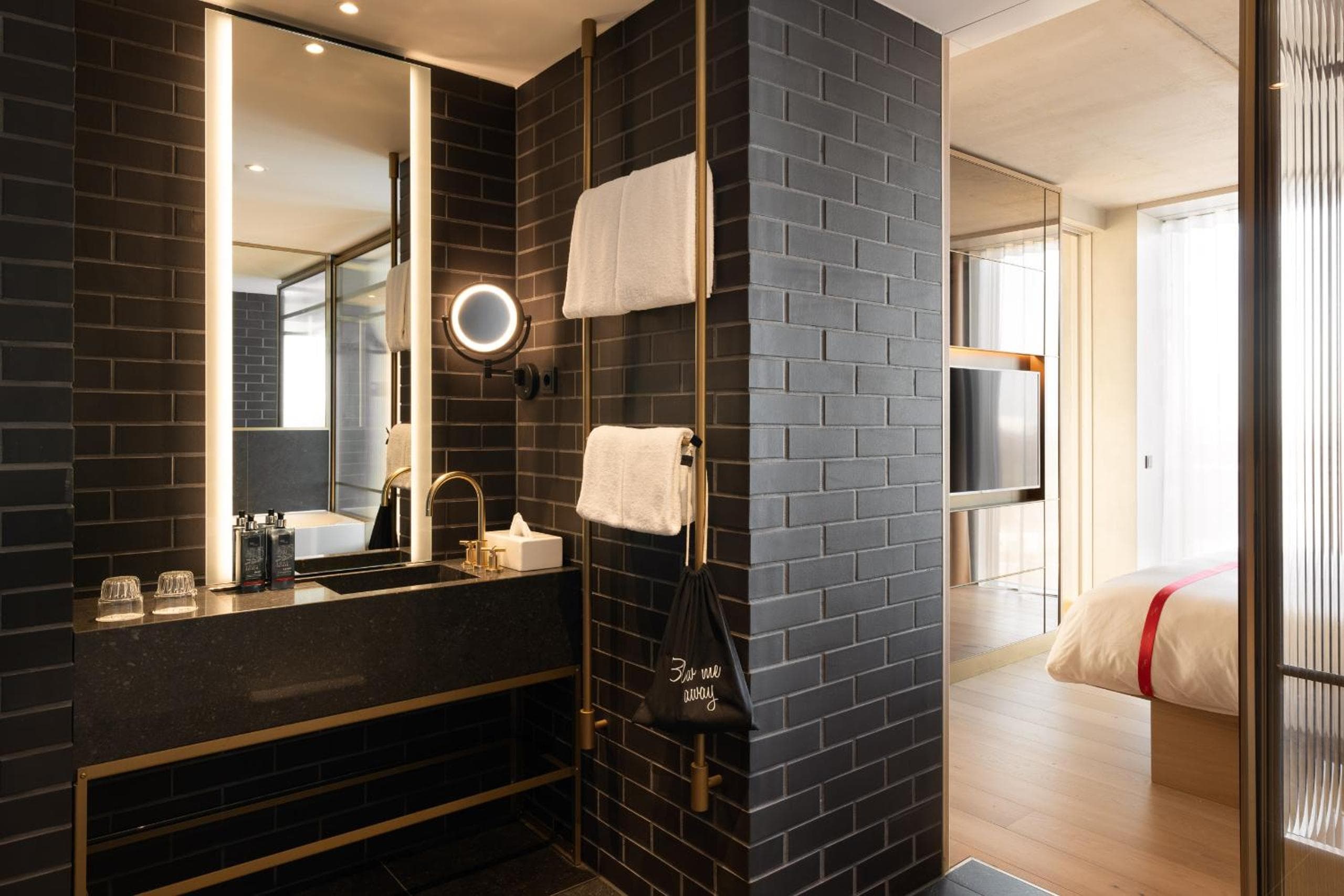 Ruby Emma Hotel Amsterdam — 19