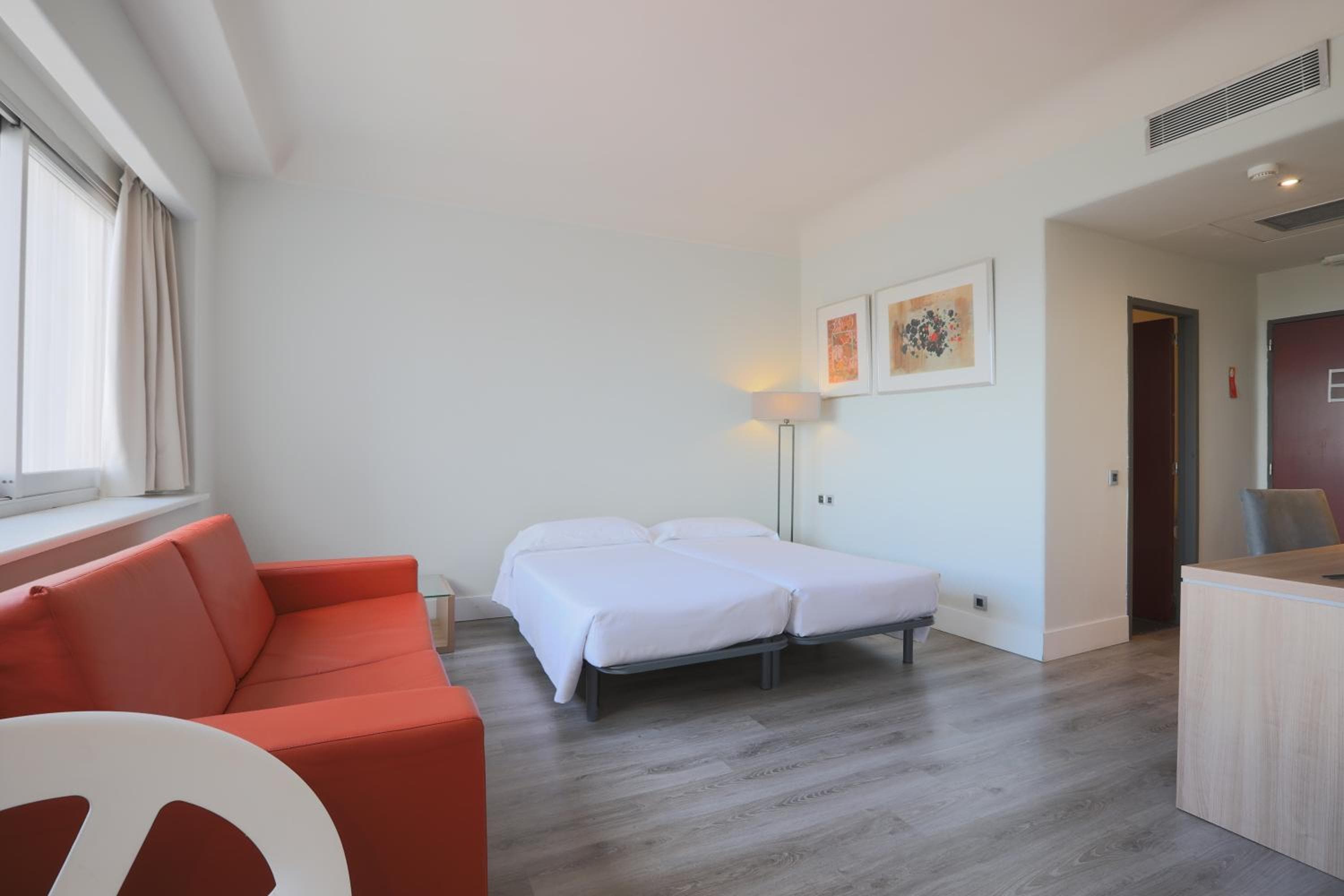 Hotel Chamartin The One — 13