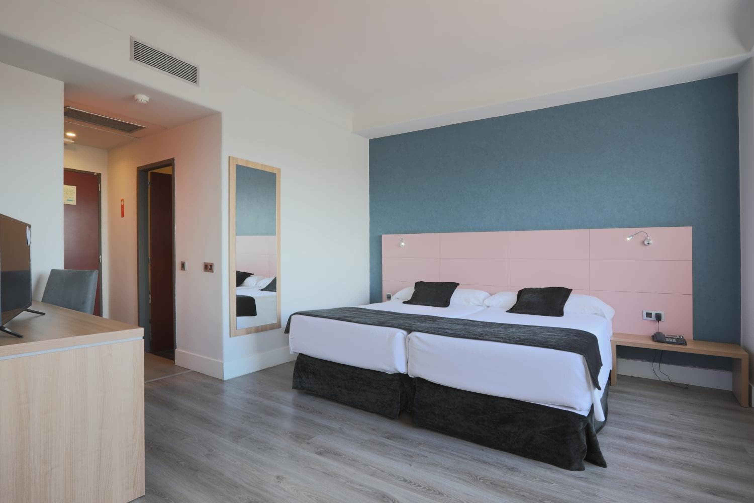 Hotel Chamartin The One — 23