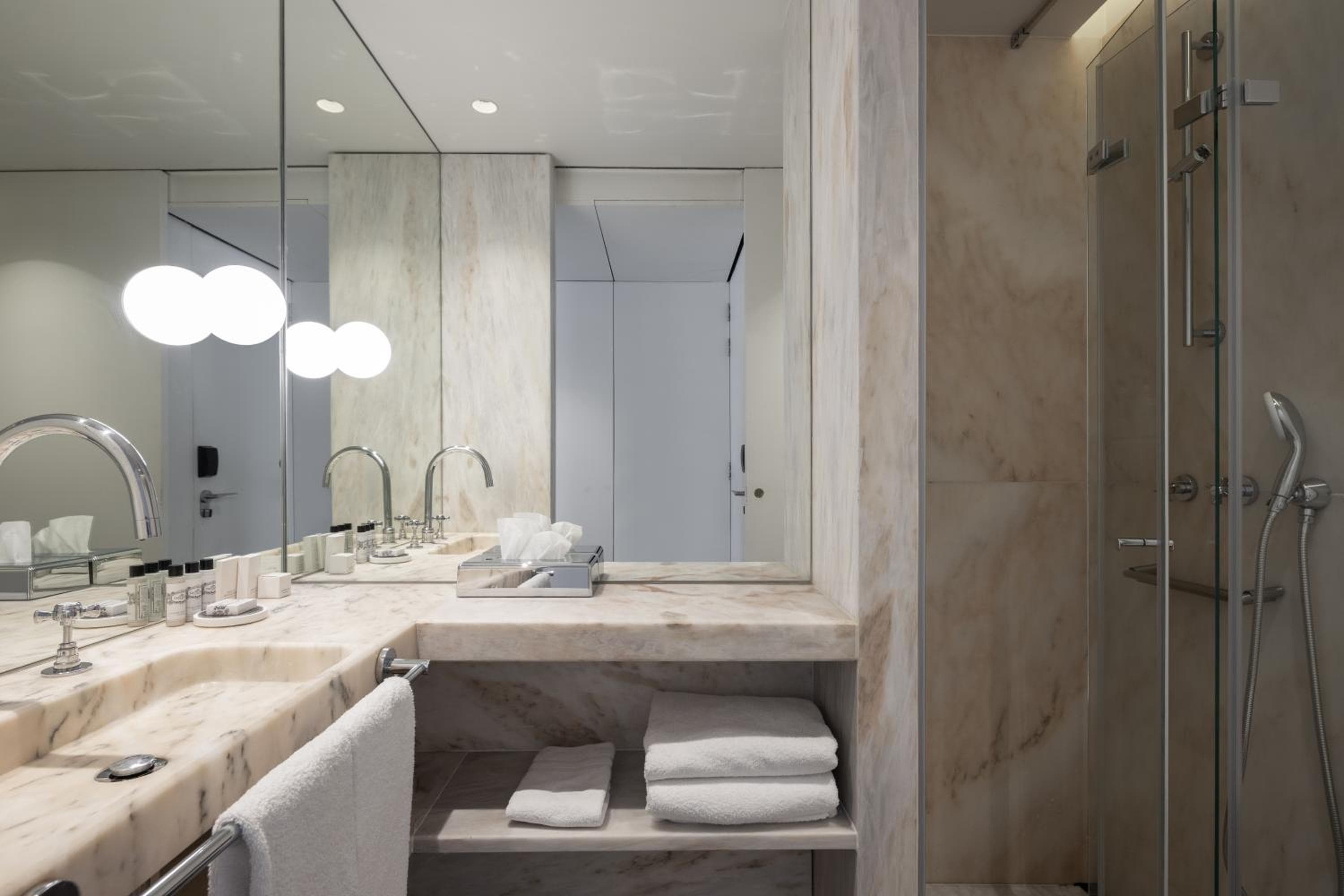 Lisboa Pessoa Hotel hotel, Rua da Oliveira ao Carmo, 8, Lisbon, Portugal — photo 92