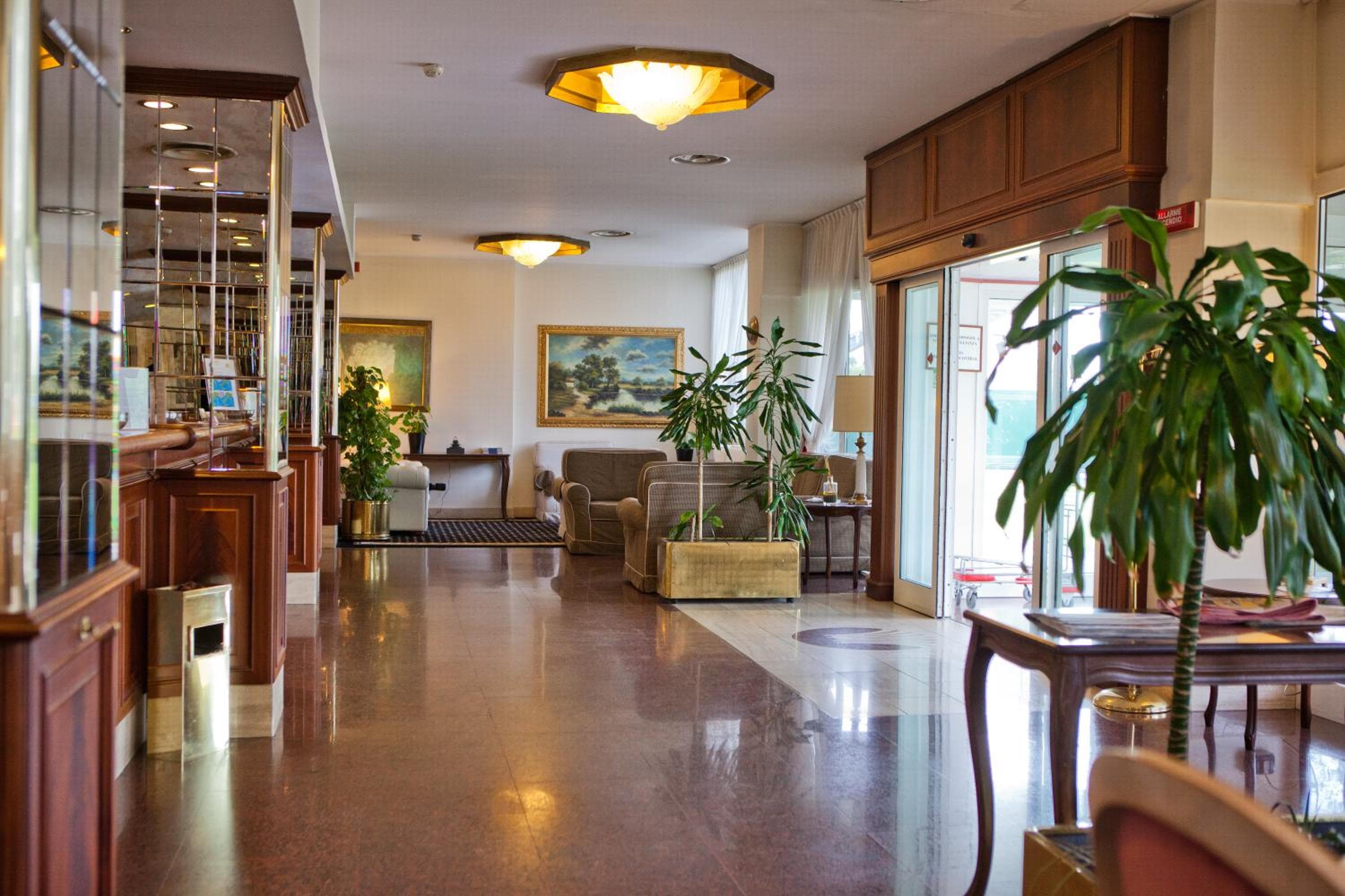 Hotel Alga — 2