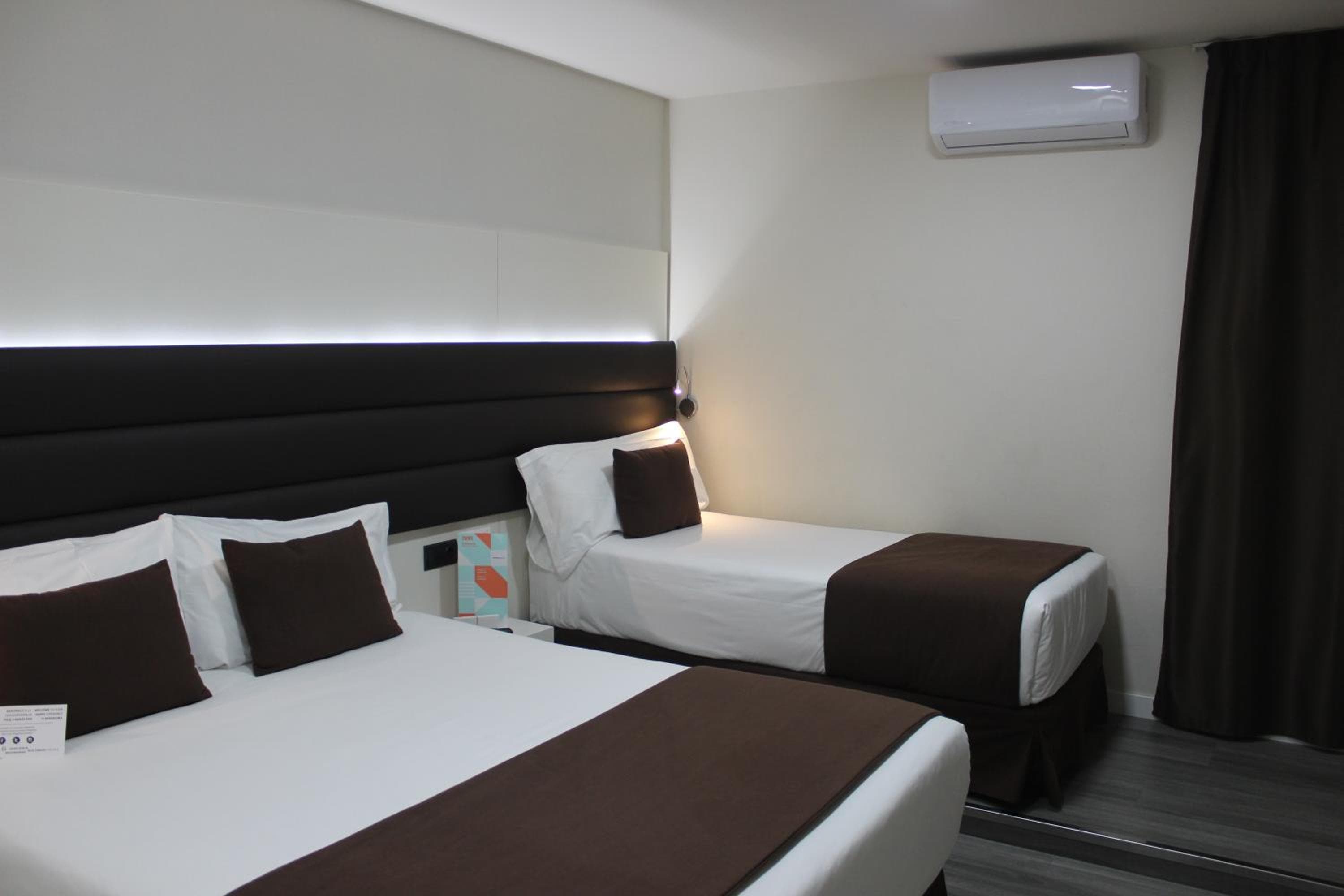 BCN Urbaness Hotels Del Comte — 10
