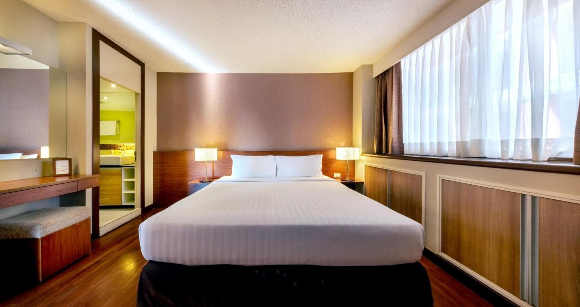 Bandara Suites Silom, Bangkok — 15