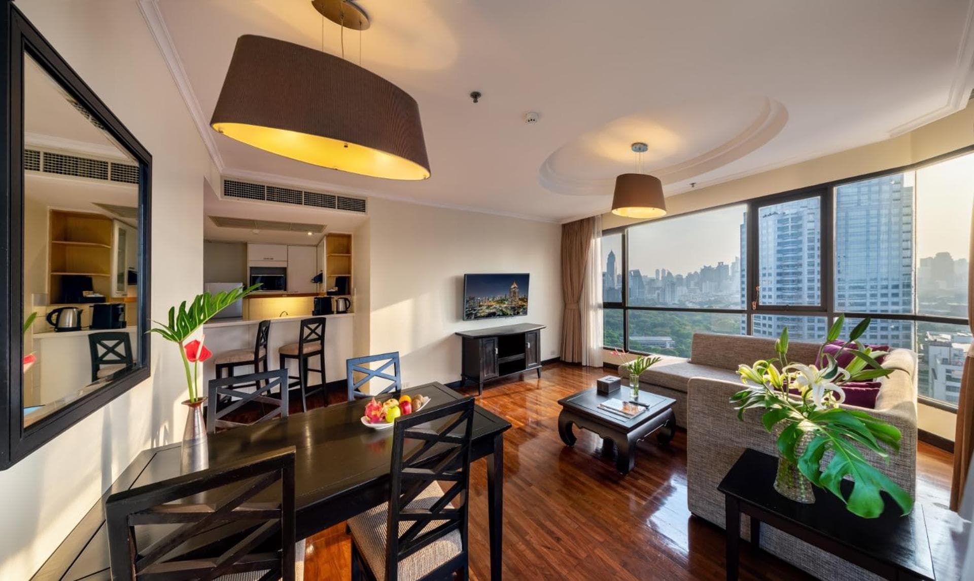Bandara Suites Silom, Bangkok — 3