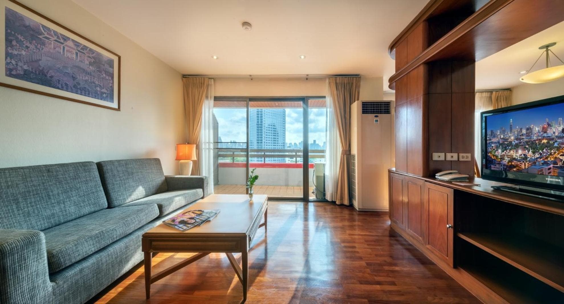 Bandara Suites Silom, Bangkok — 4