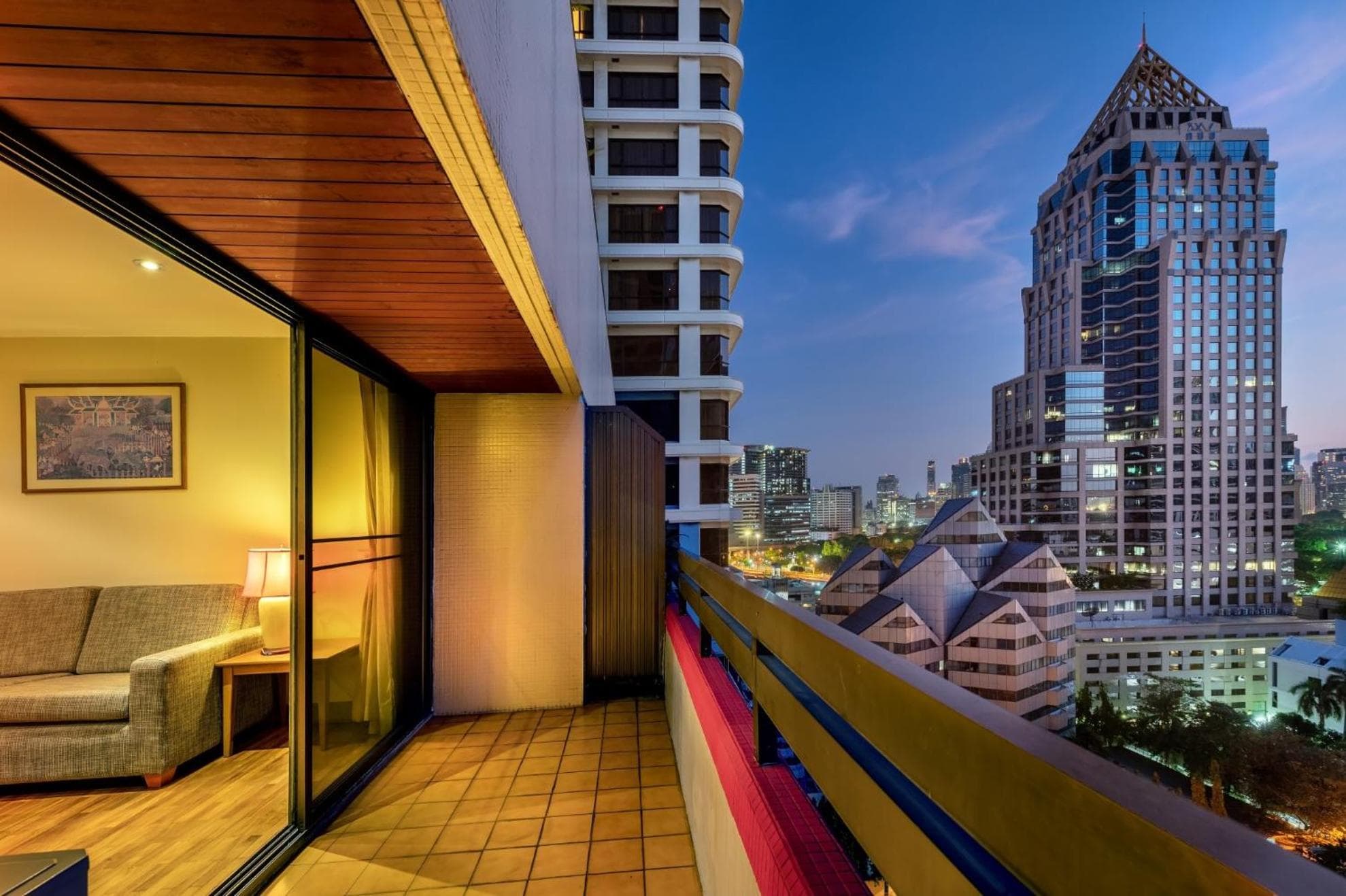 Bandara Suites Silom, Bangkok — 5