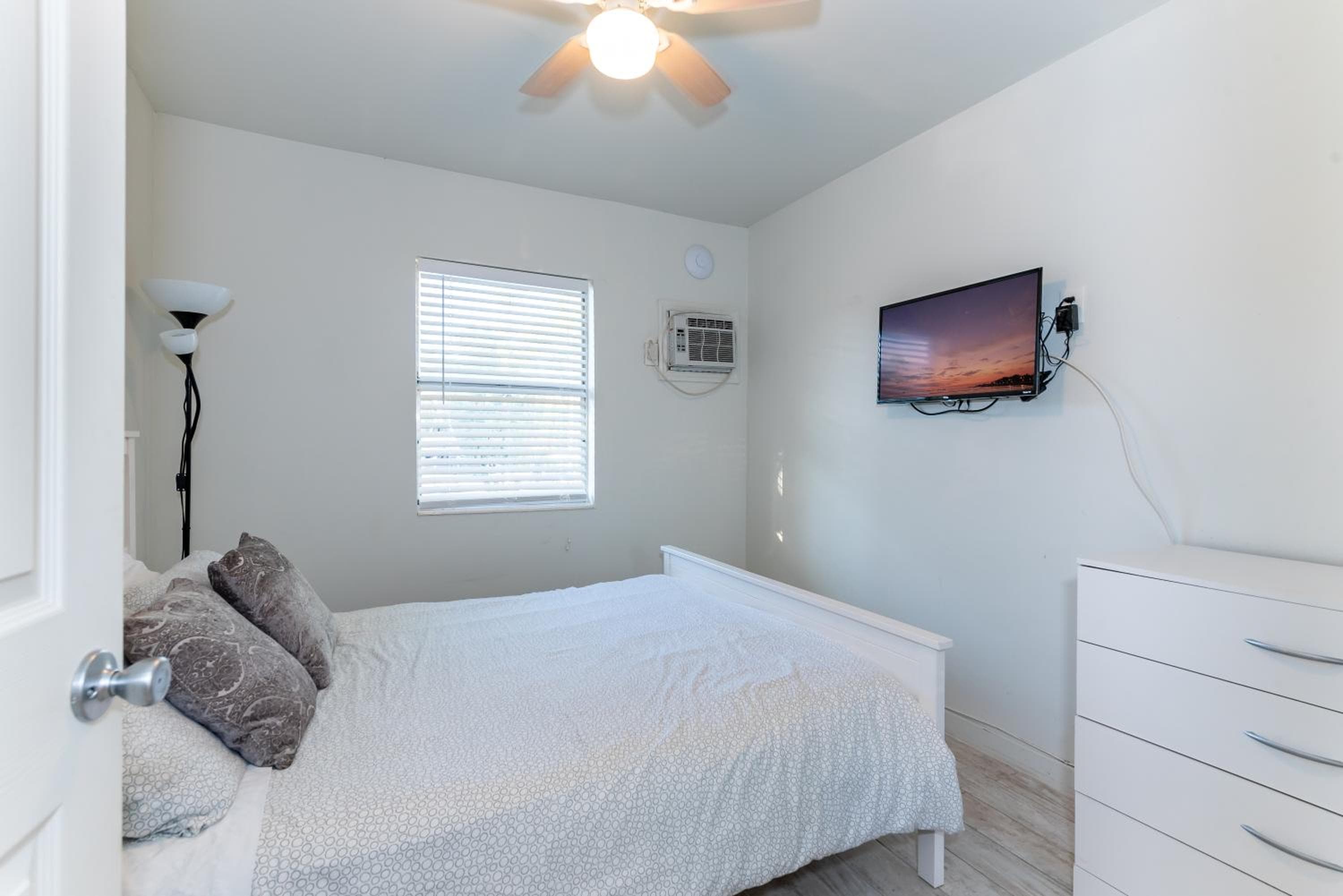 Modern Riverview Apartments — 2