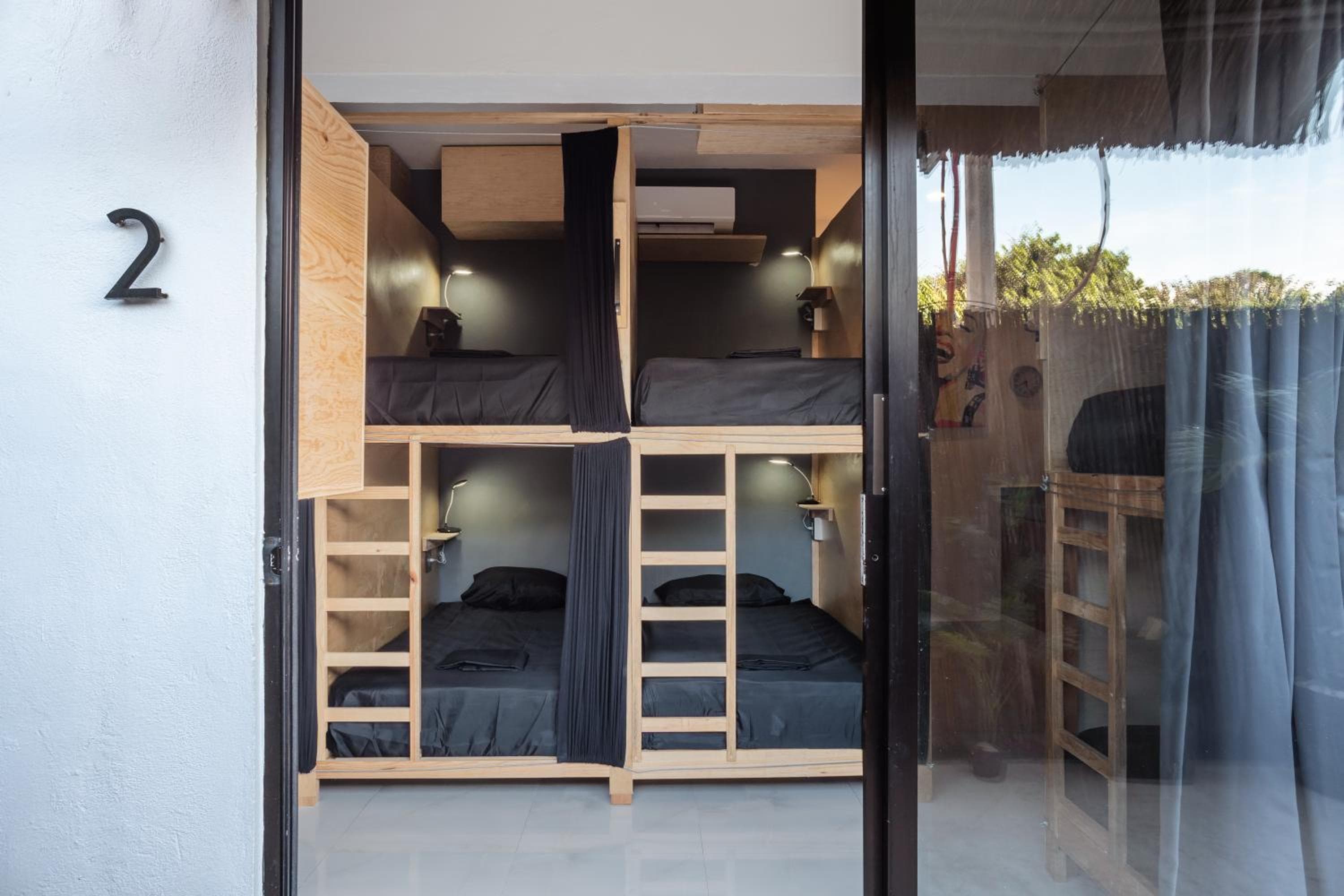 Maui Hostels Playa del Carmen — 23