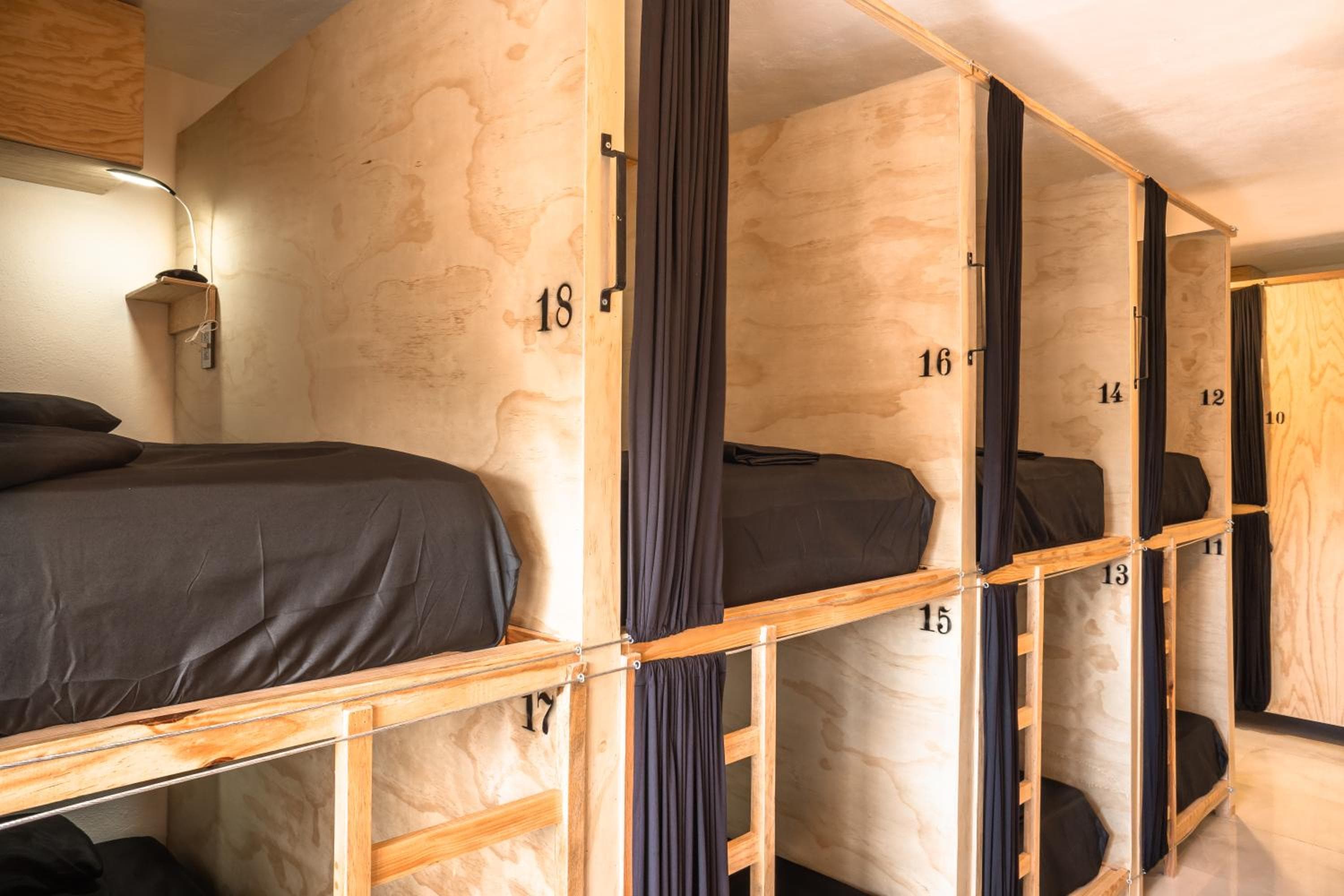 Maui Hostels Playa del Carmen — 30