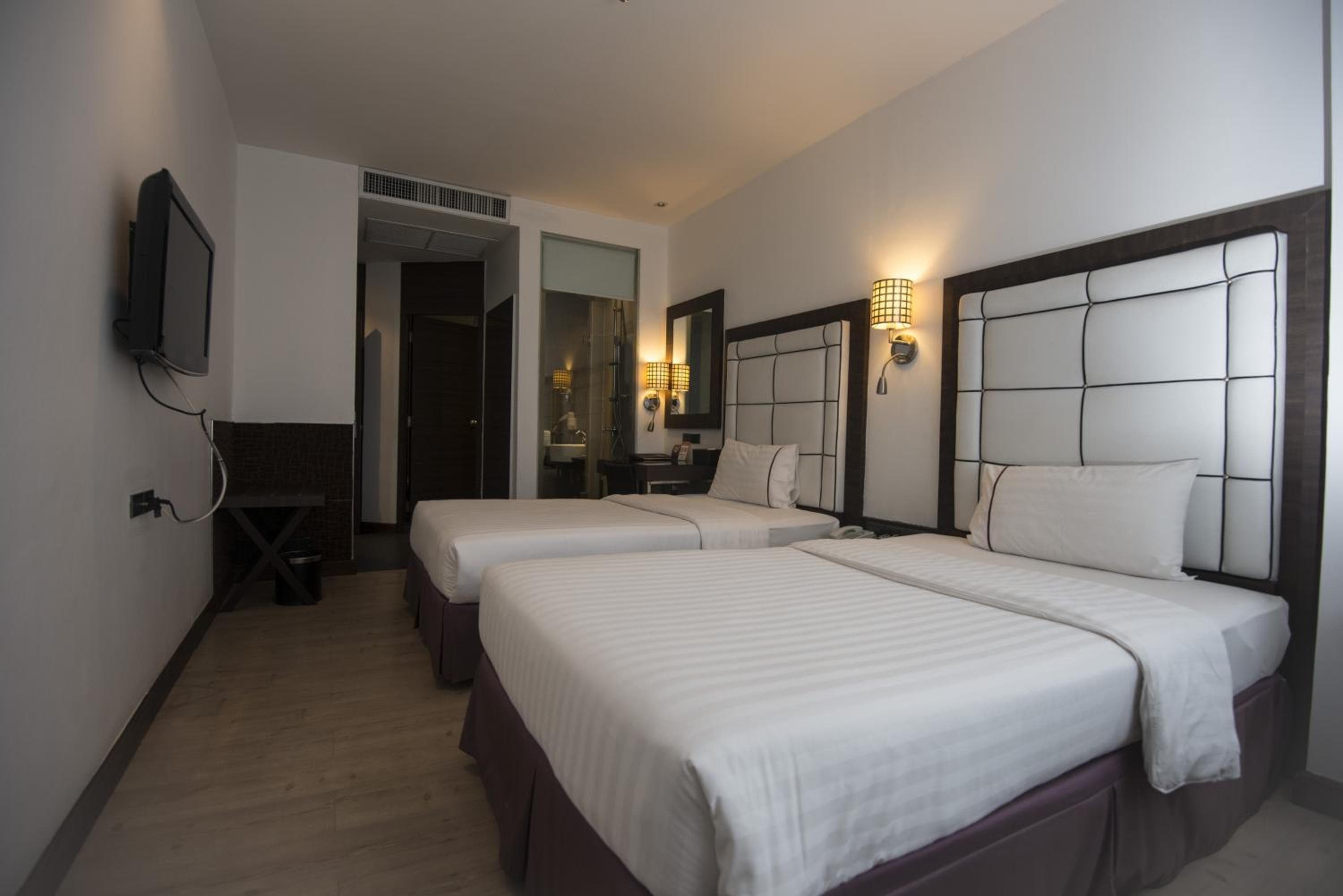 Hotel Sukhumvit — 2
