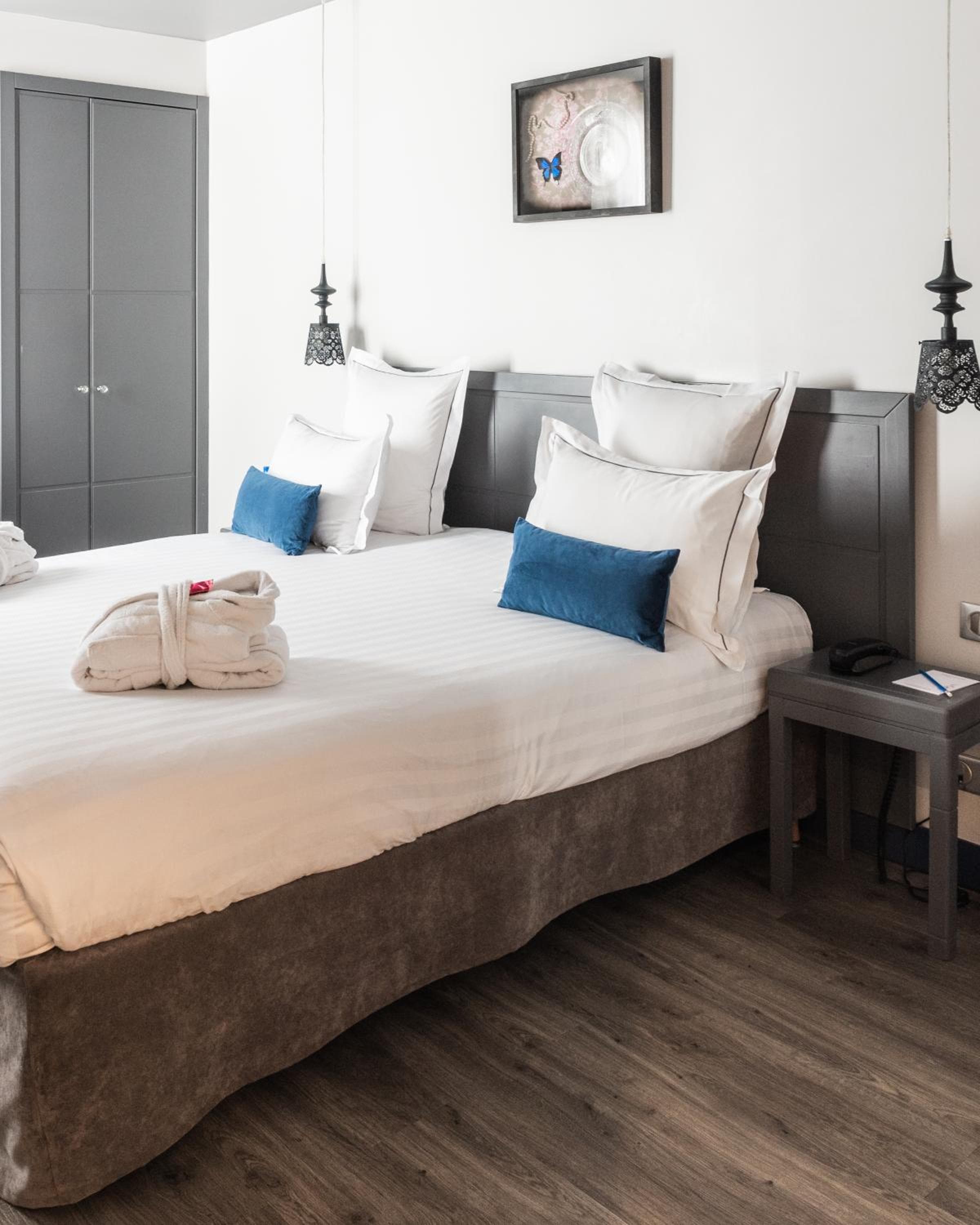 Hotel Mademoiselle — 2