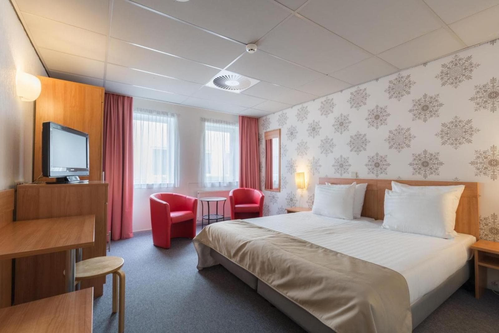Rho Hotel — 29