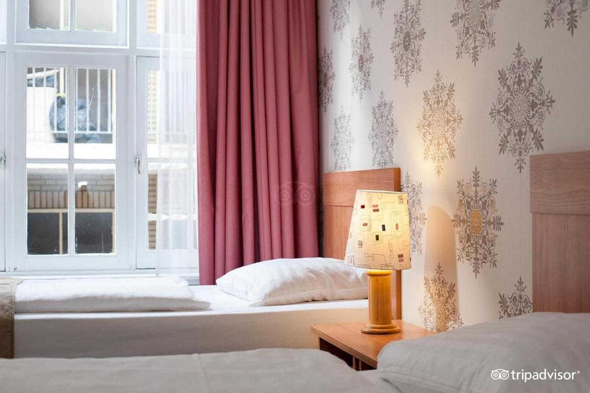 Rho Hotel — 17