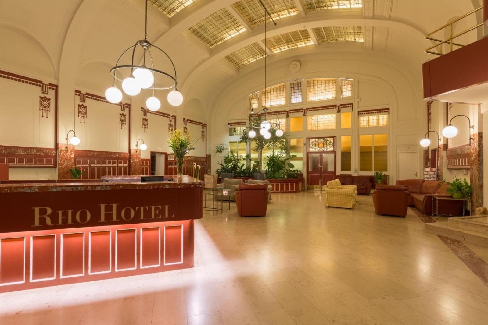 Rho Hotel — 4