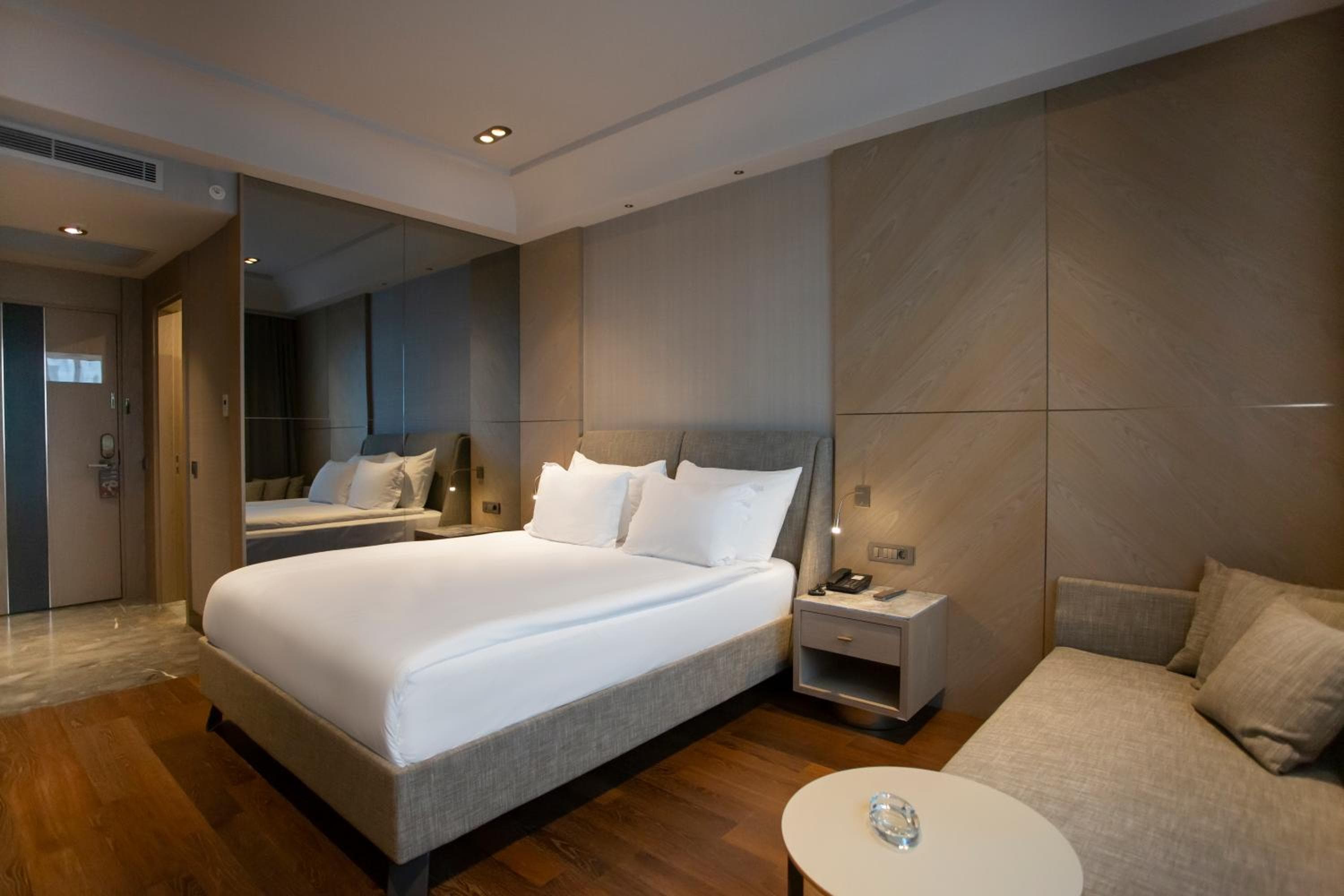 Melas Hotel Istanbul — 26