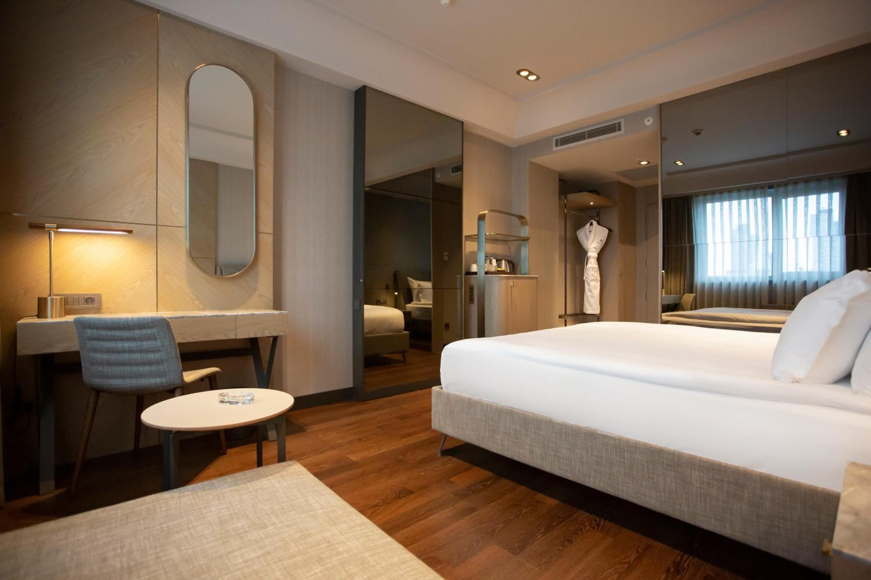 Melas Hotel Istanbul — 14