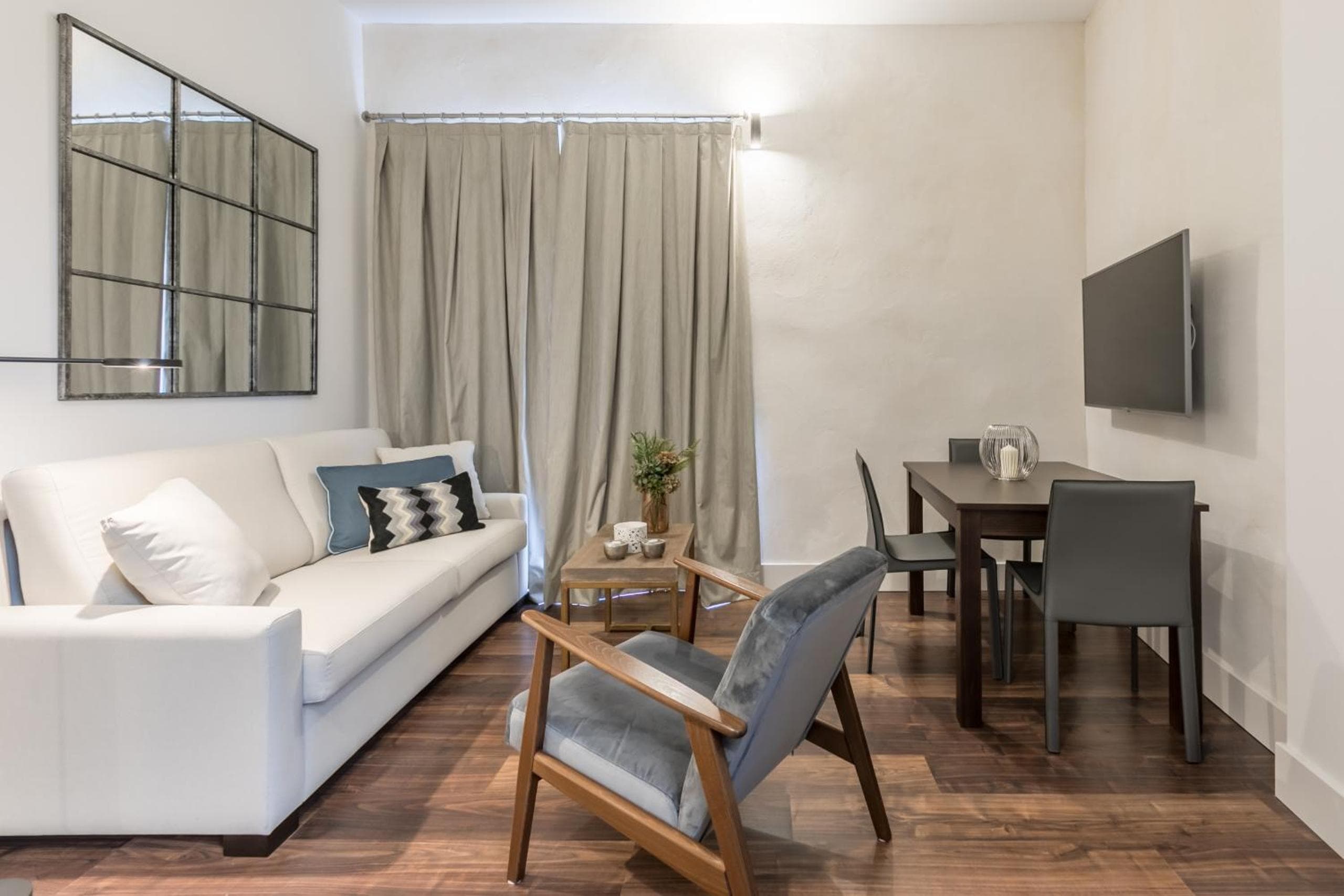 Green-Apartments Sierpes Luxury Suites — 7