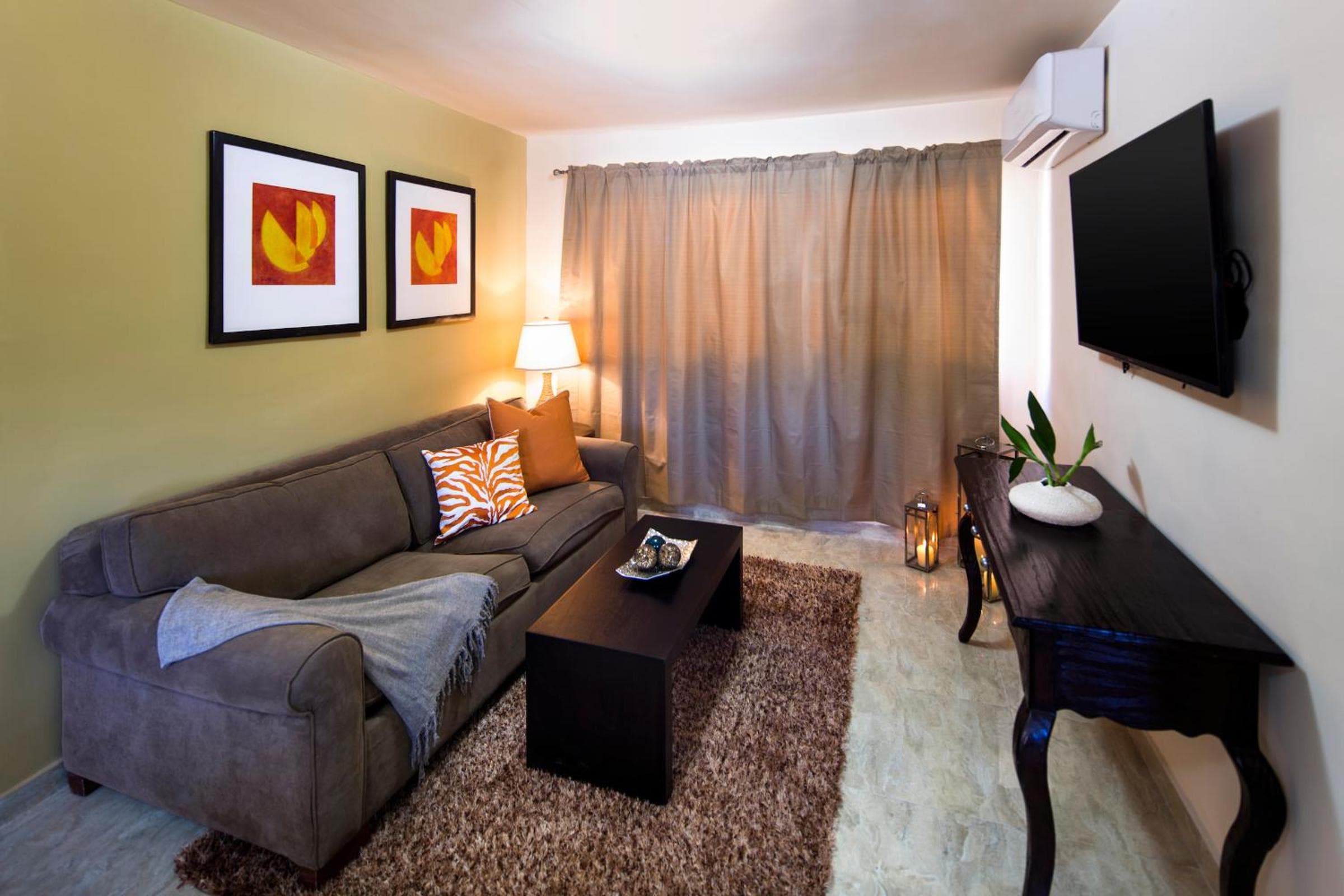 Coromuel Condo — 2