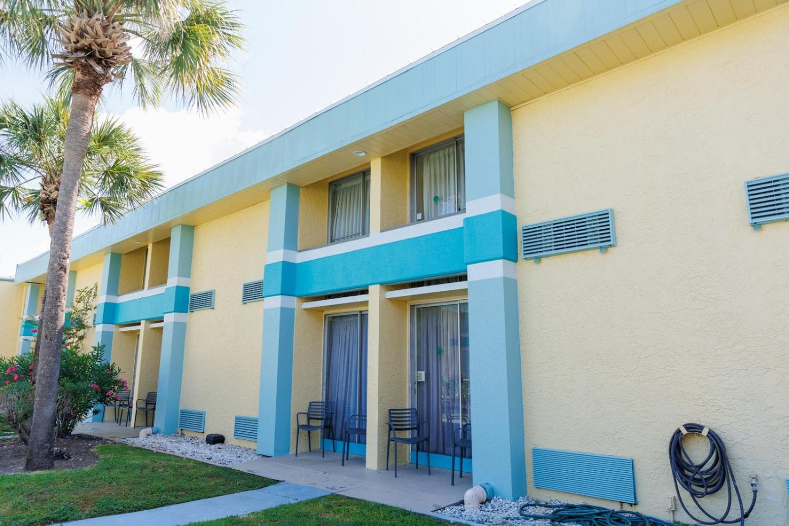 Garnet Inn & Suites, Orlando — 1