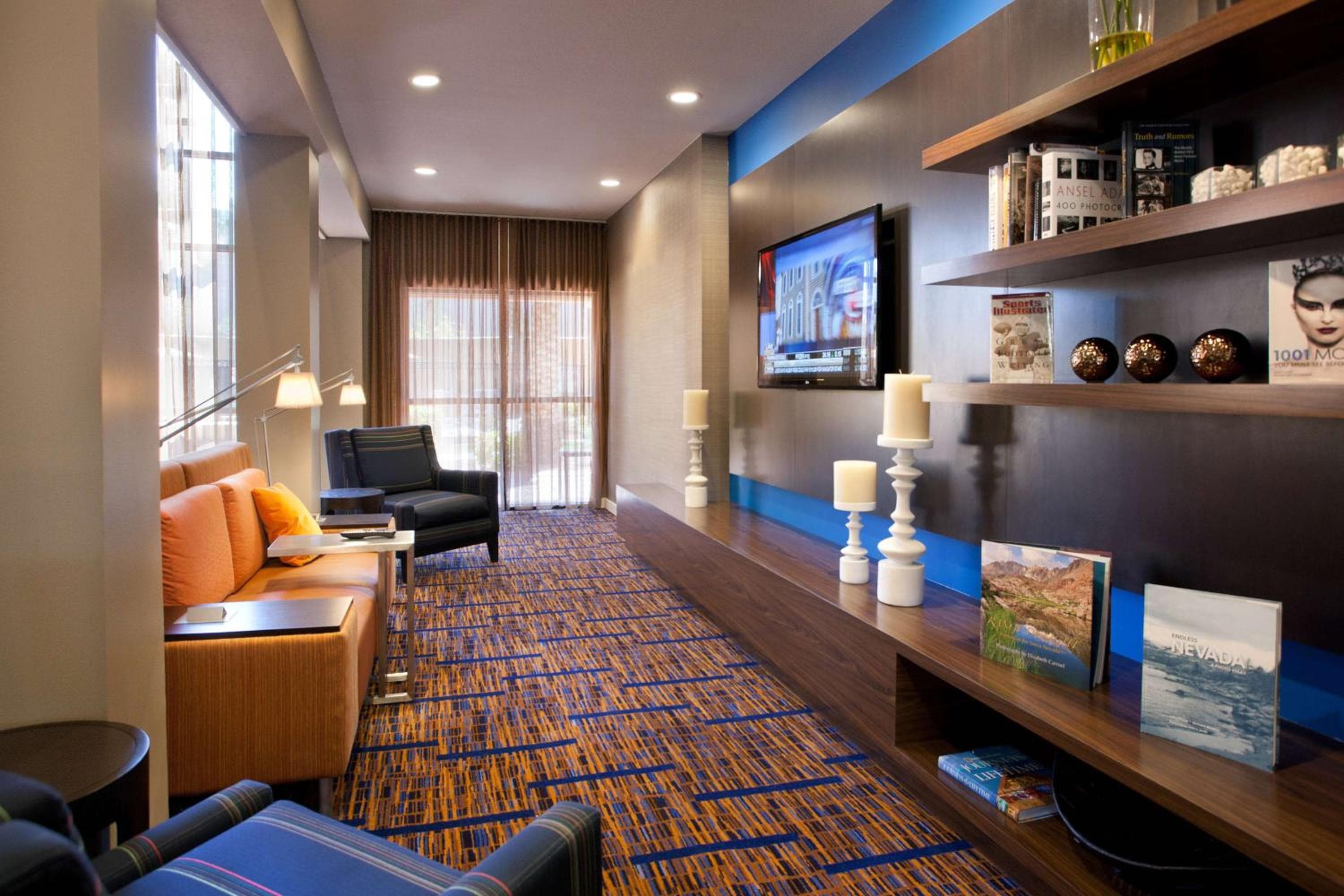 Sonesta Select Las Vegas Summerlin — 7