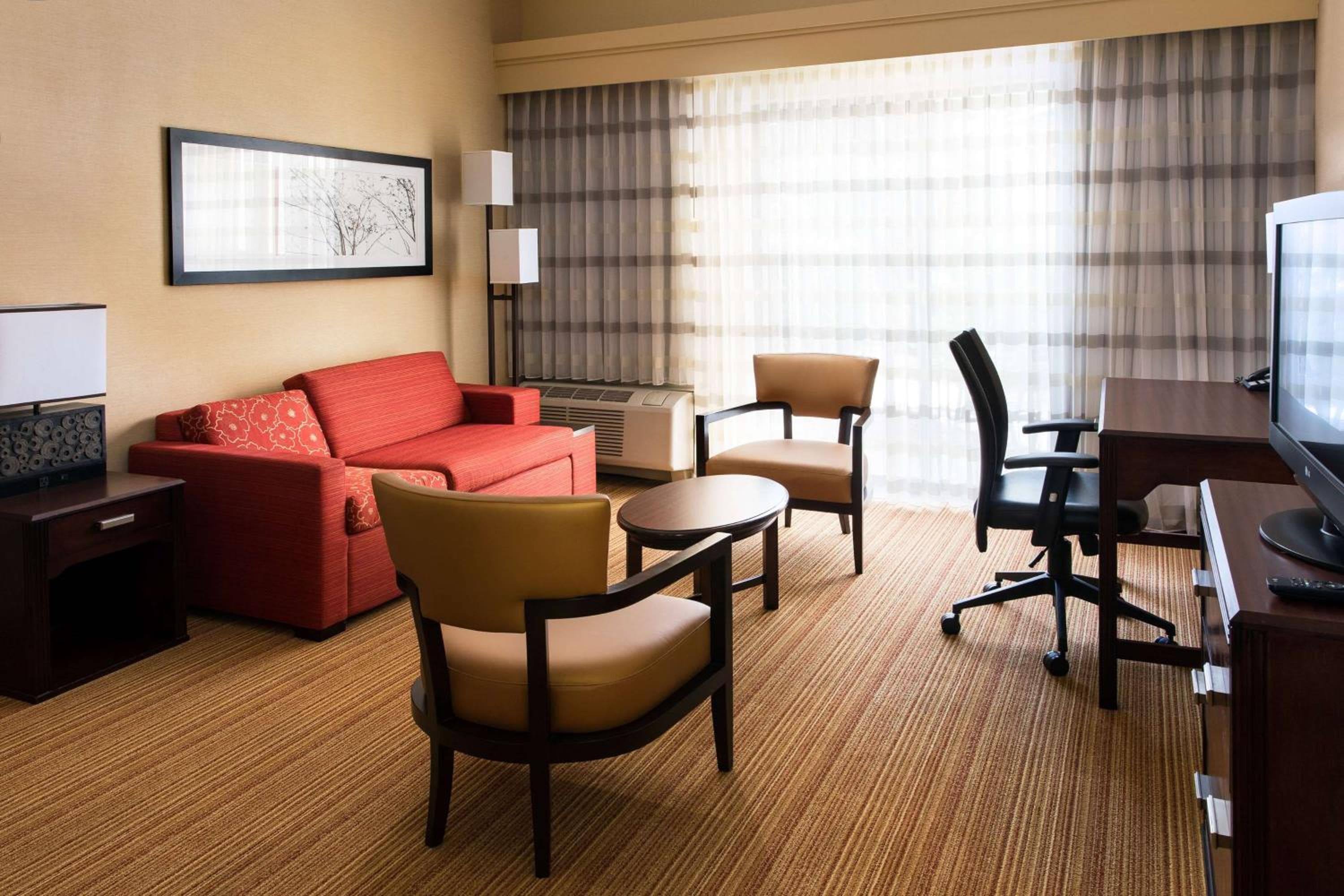 Sonesta Select Las Vegas Summerlin — 11