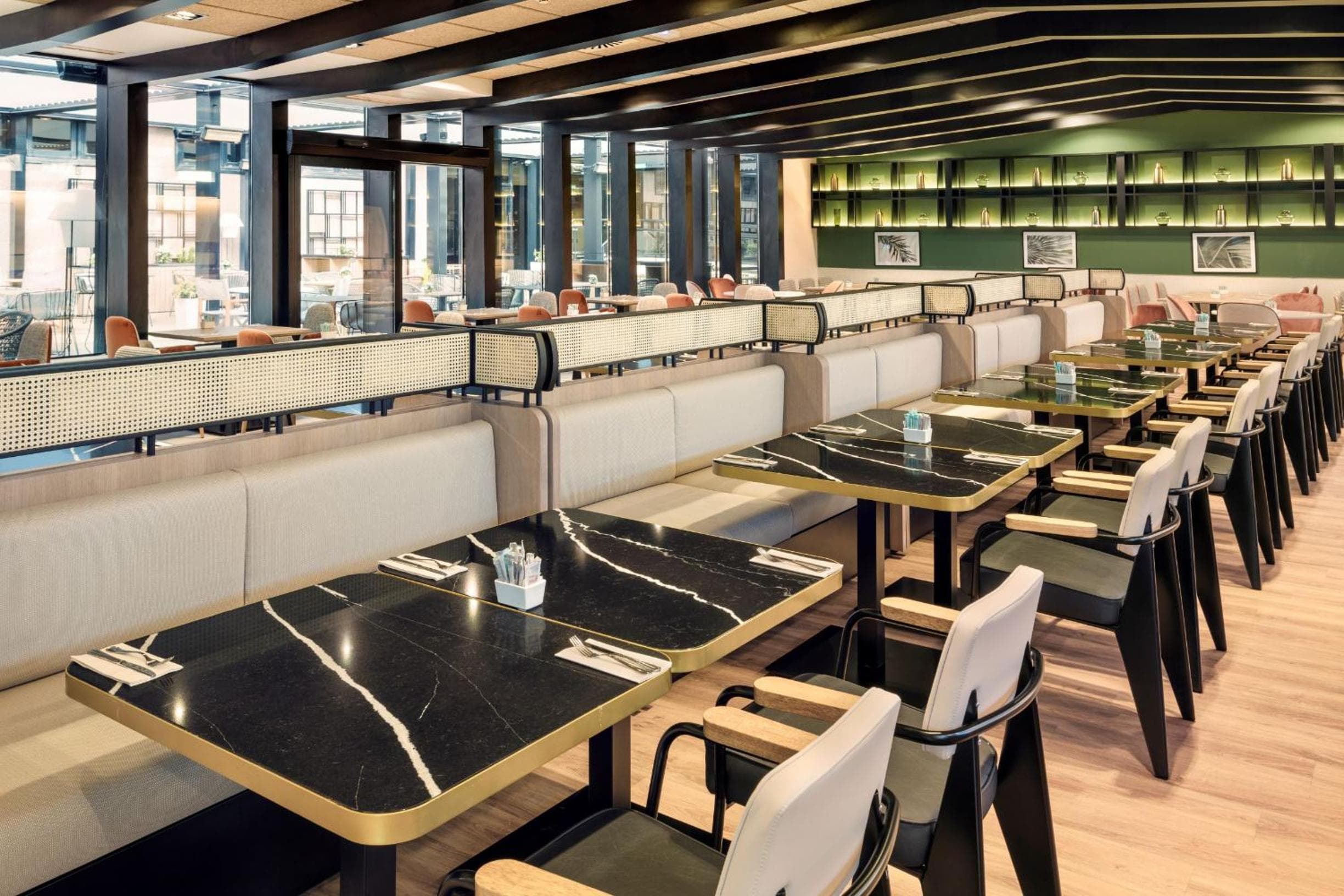Meliá Avenida América — 16