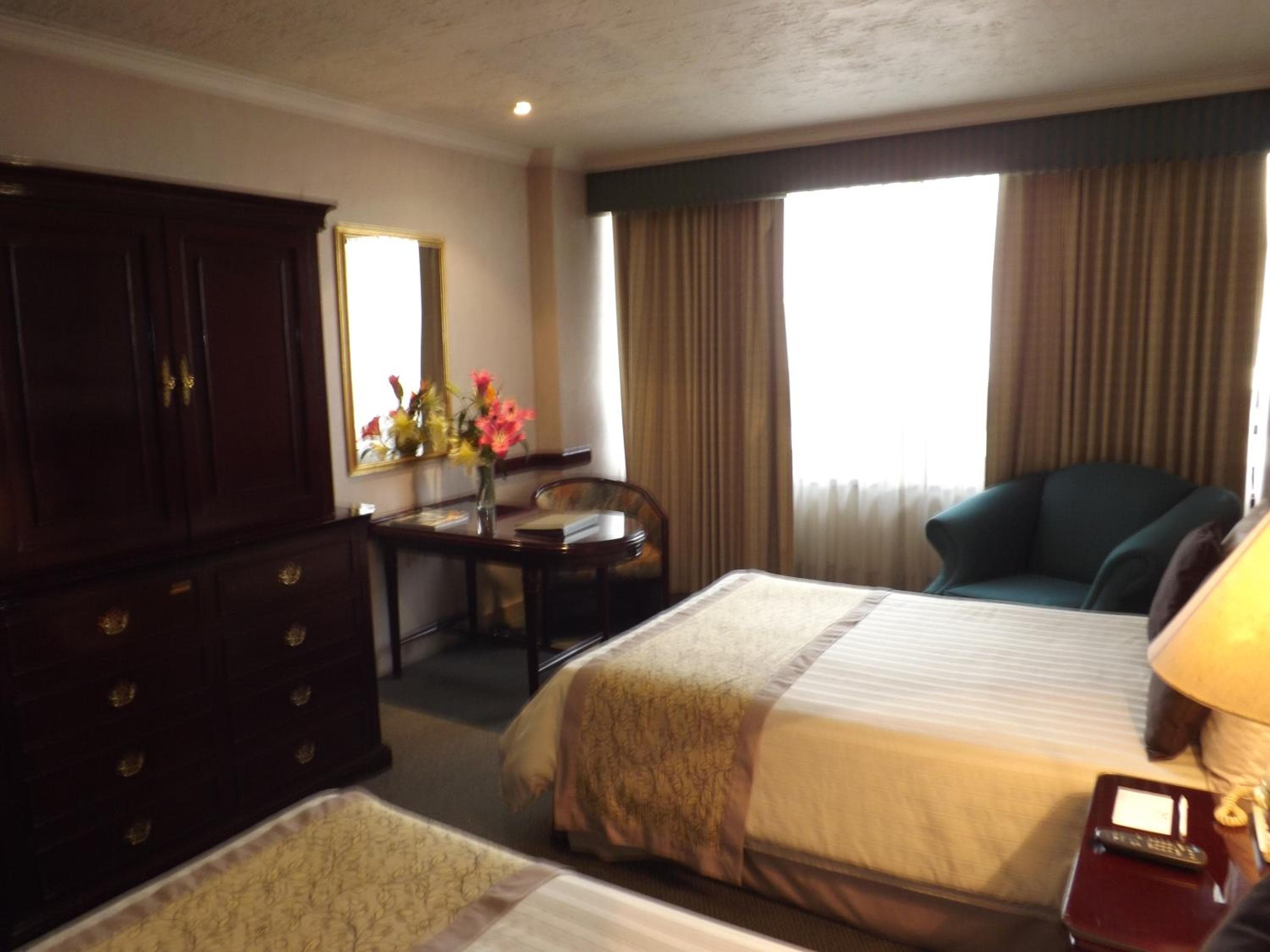 Pedregal Palace — 25