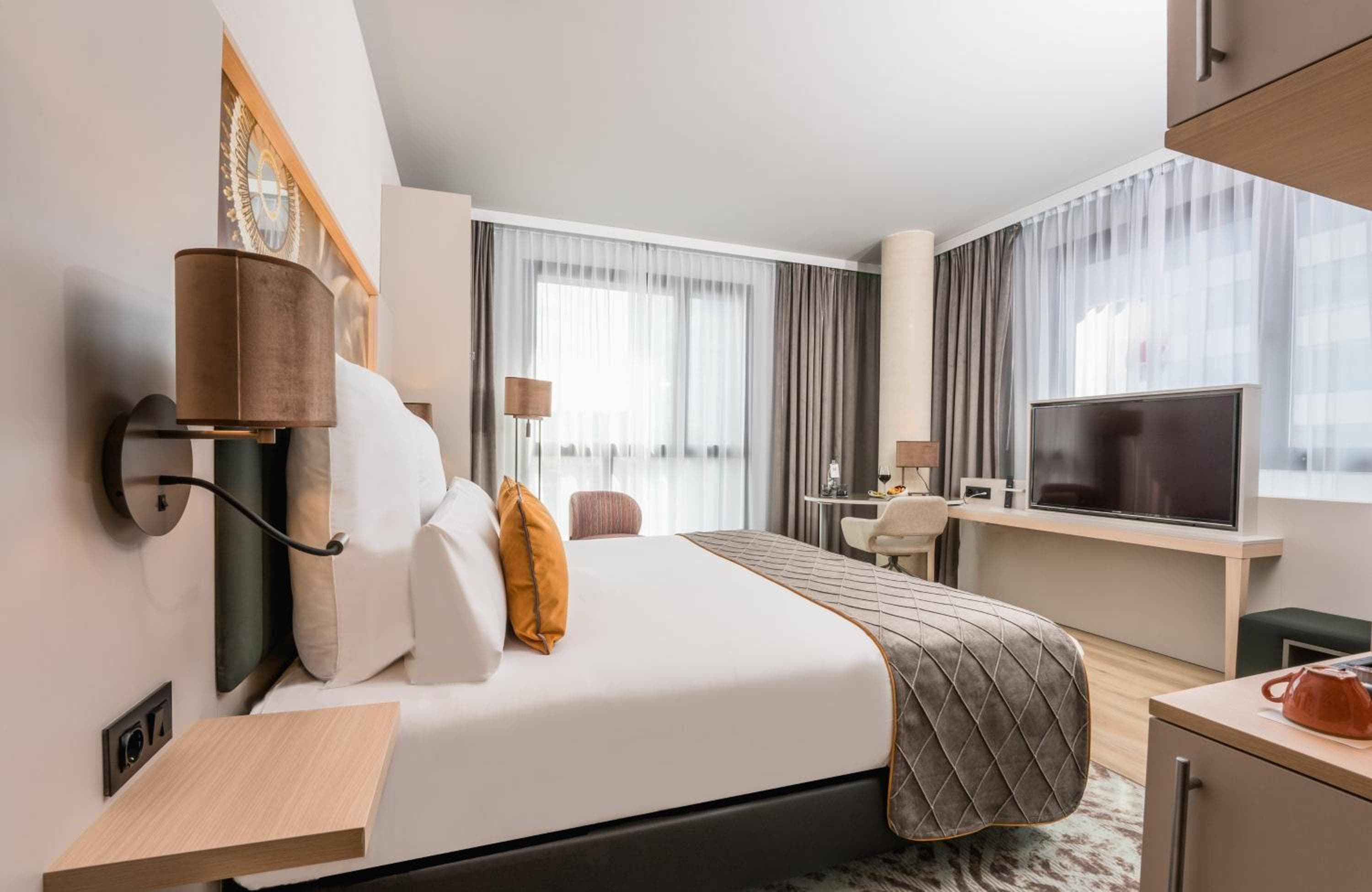 Leonardo Royal Hotel Barcelona Fira — 14