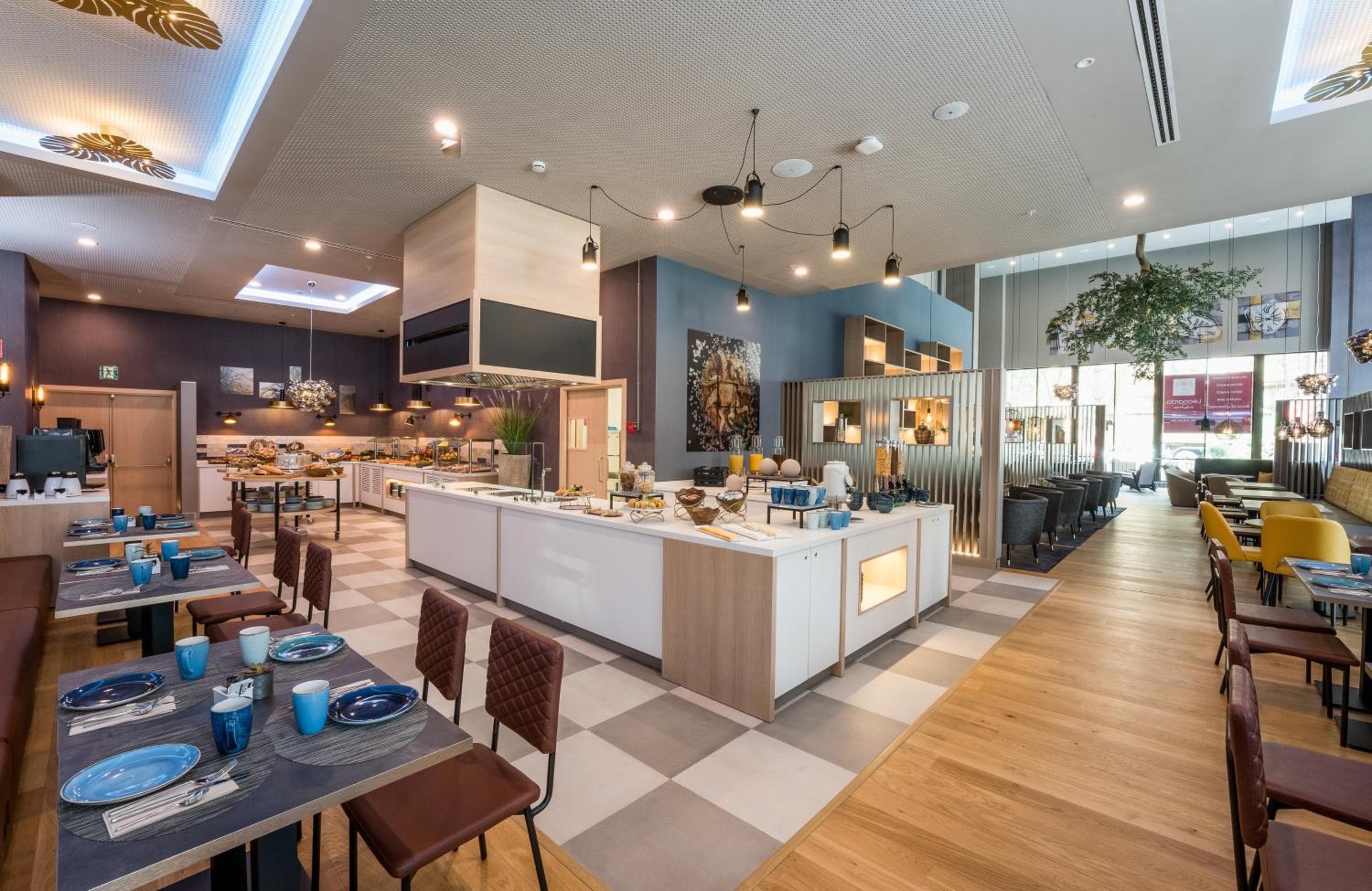 Leonardo Royal Hotel Barcelona Fira — 22