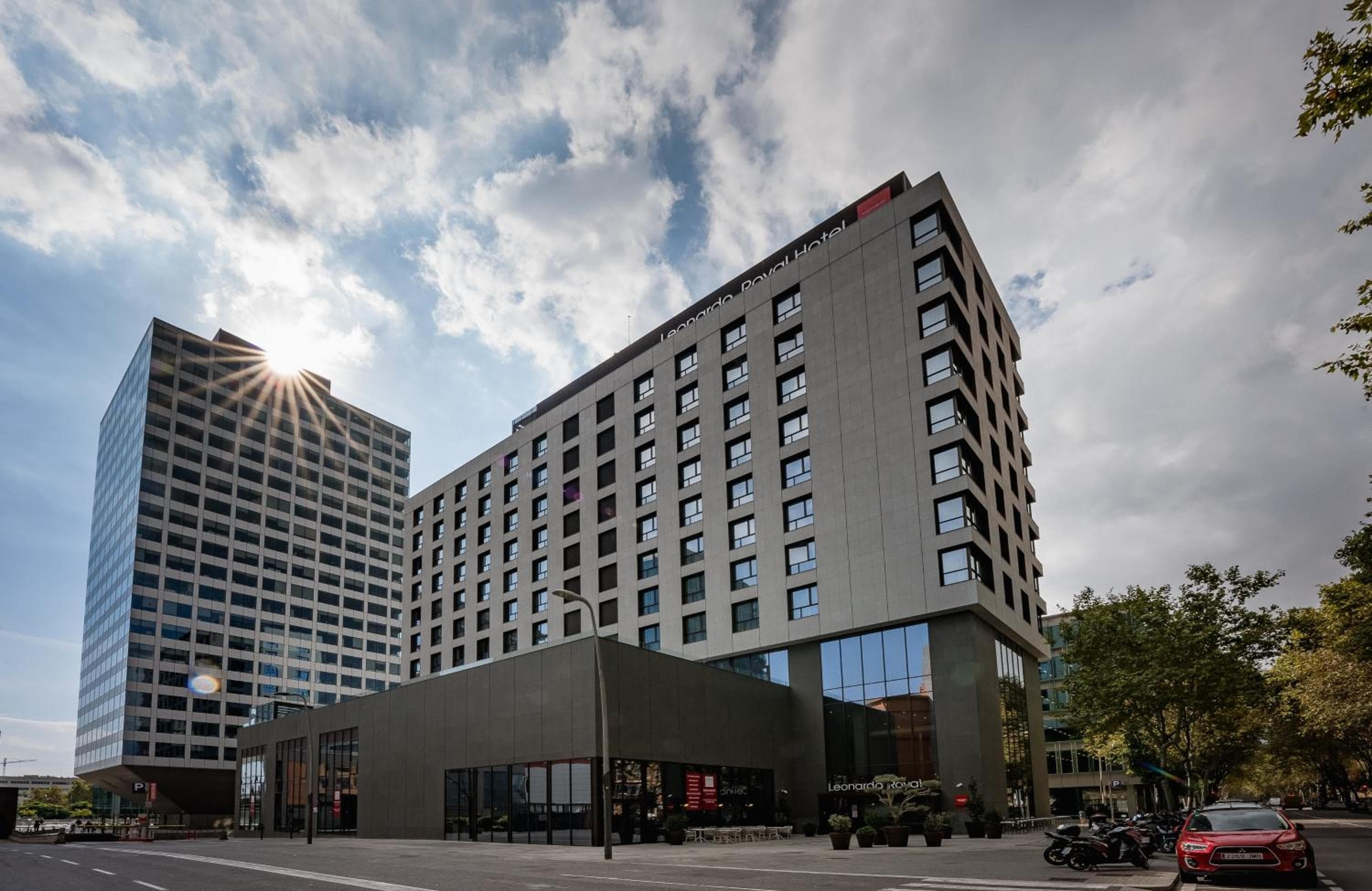 Leonardo Royal Hotel Barcelona Fira — 1
