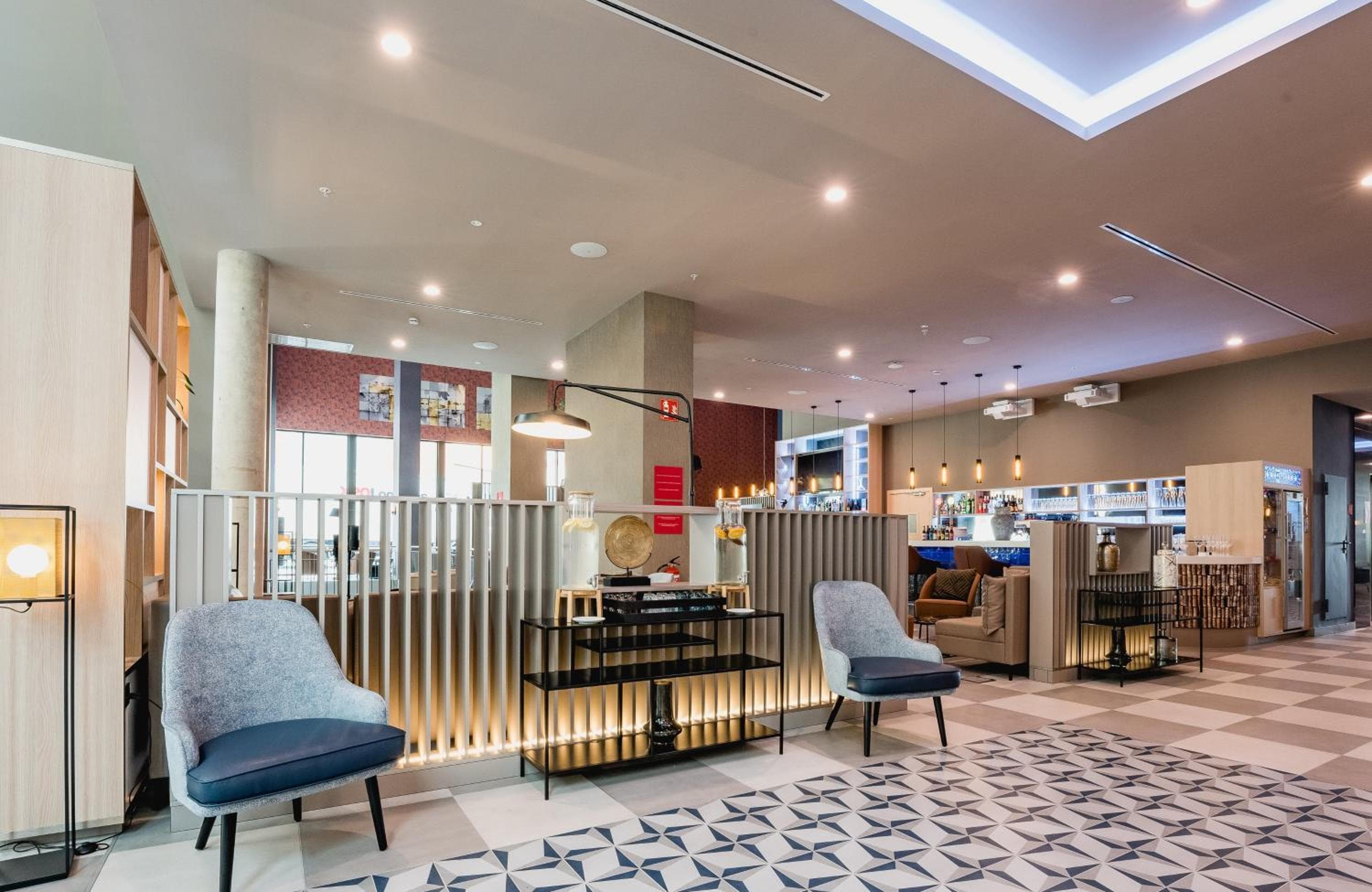 Leonardo Royal Hotel Barcelona Fira — 18
