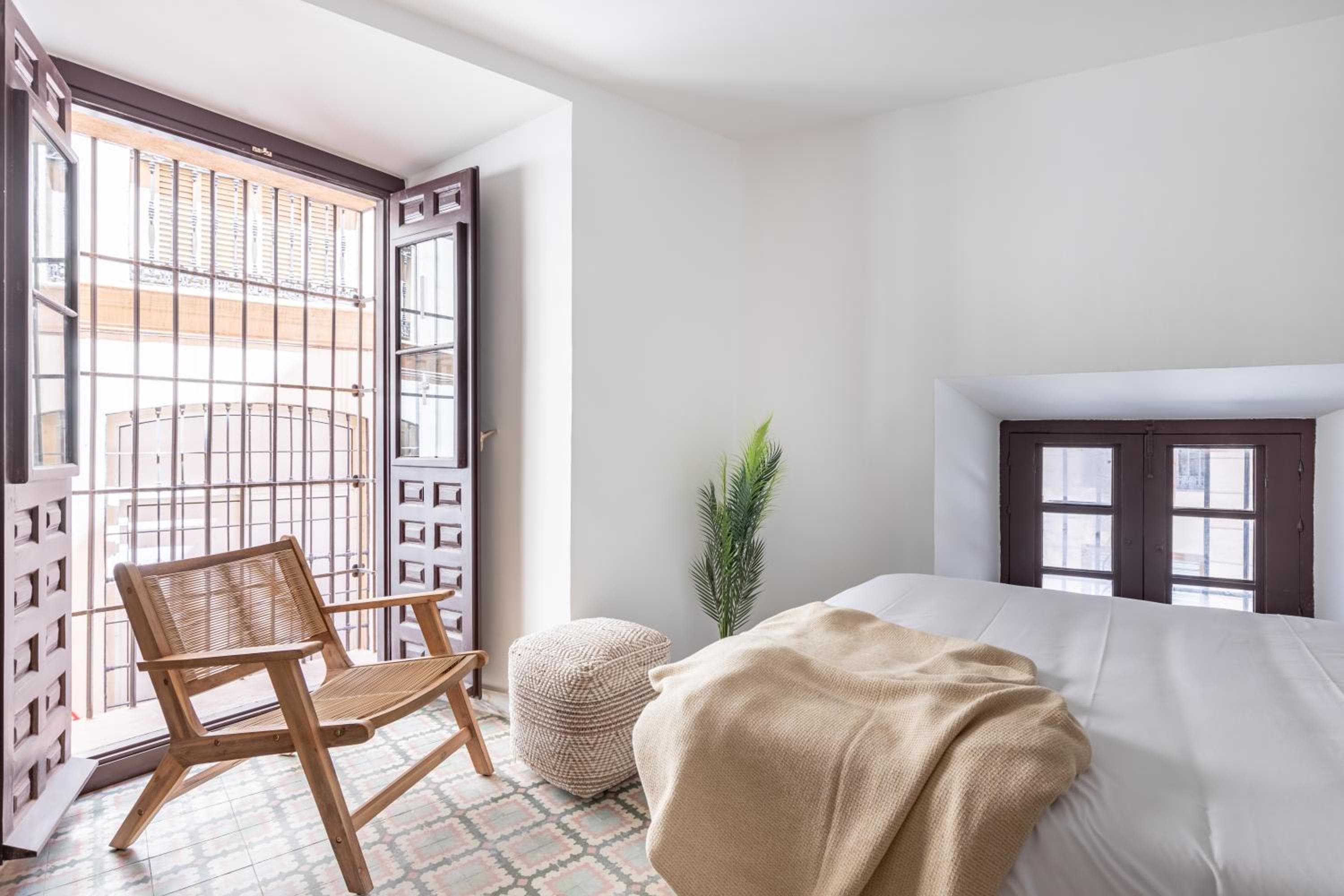 Apartamentos Líbere Málaga la Merced — 13