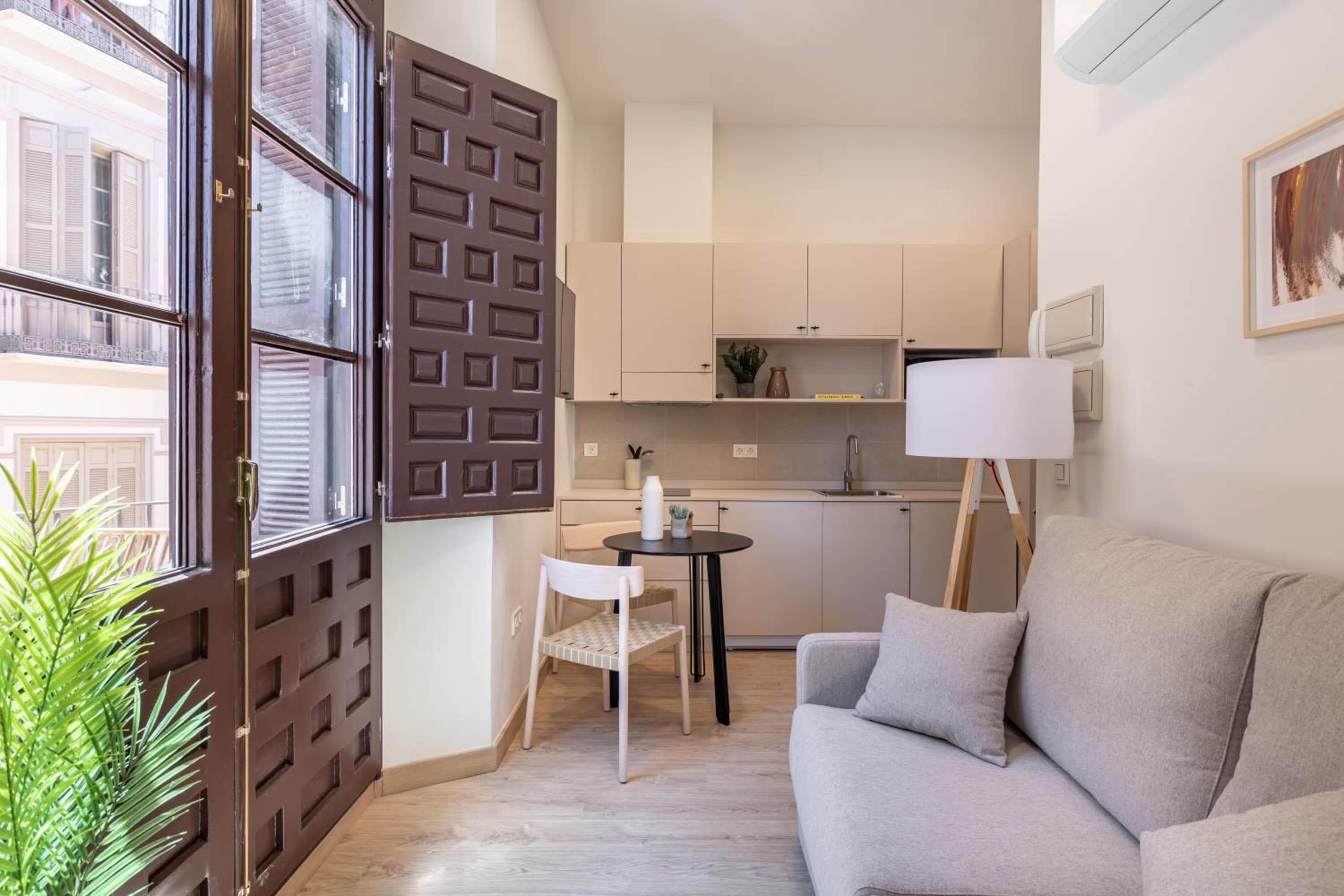 Apartamentos Líbere Málaga la Merced — 16