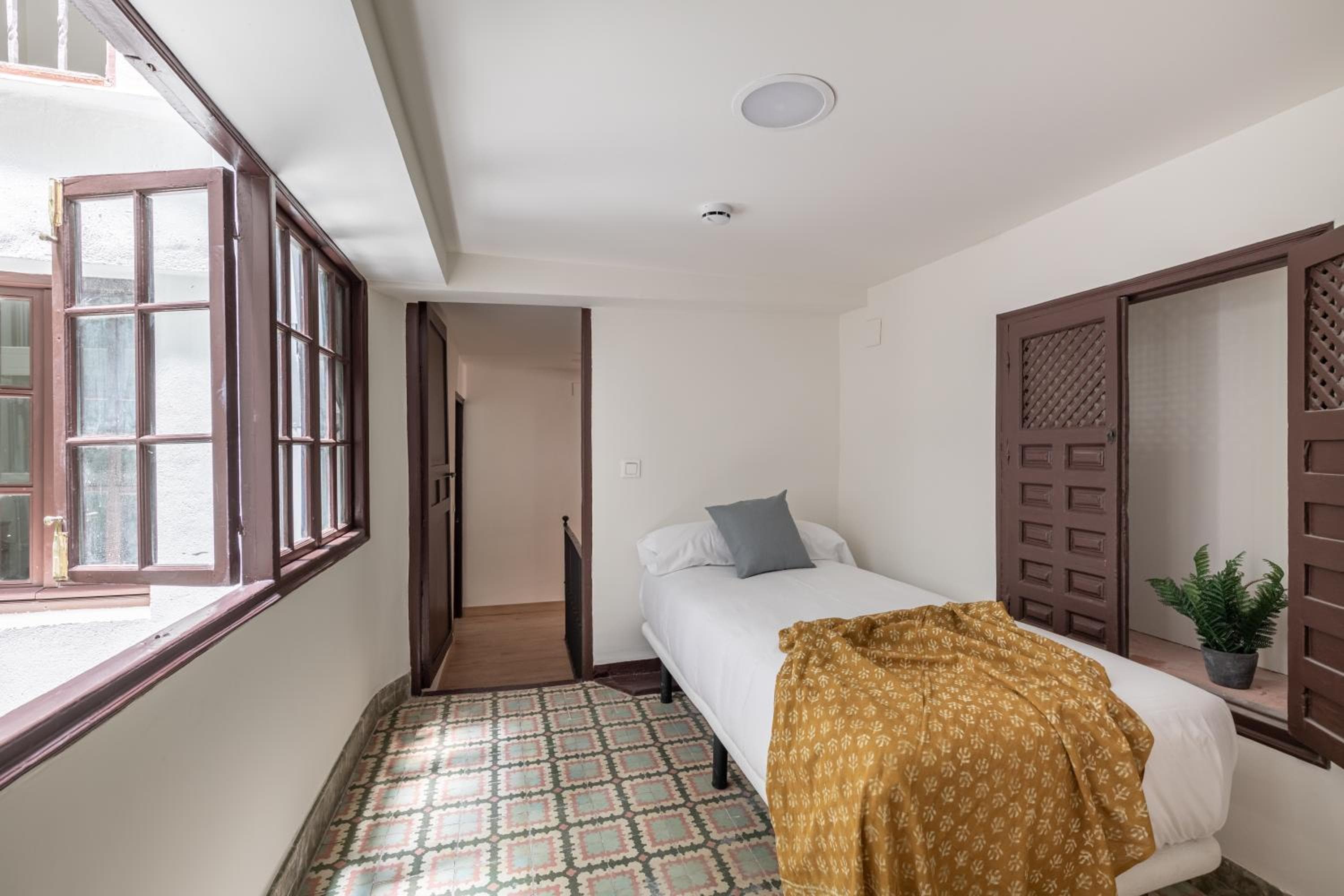 Apartamentos Líbere Málaga la Merced — 15
