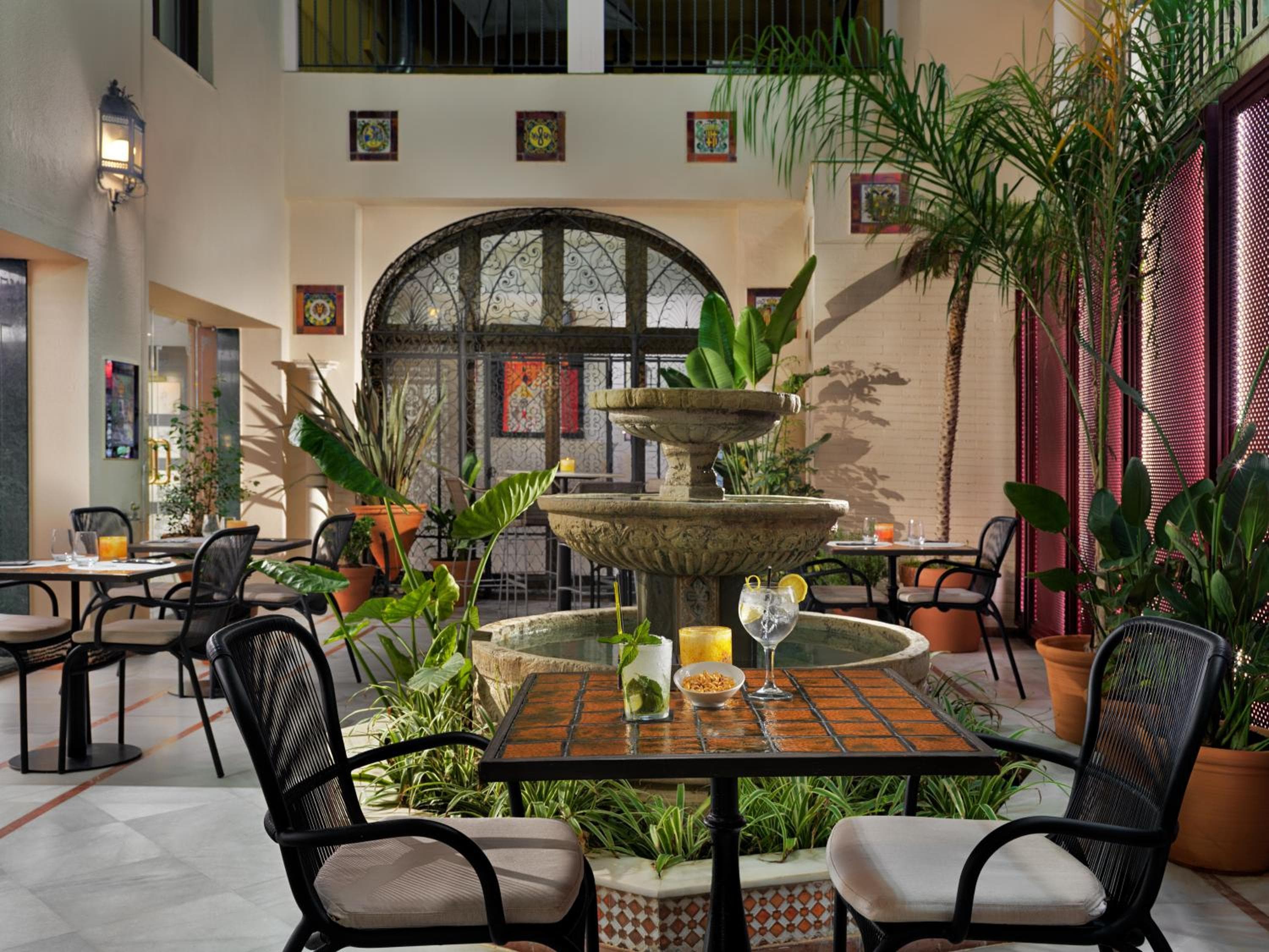 H10 Corregidor Boutique Hotel — 14