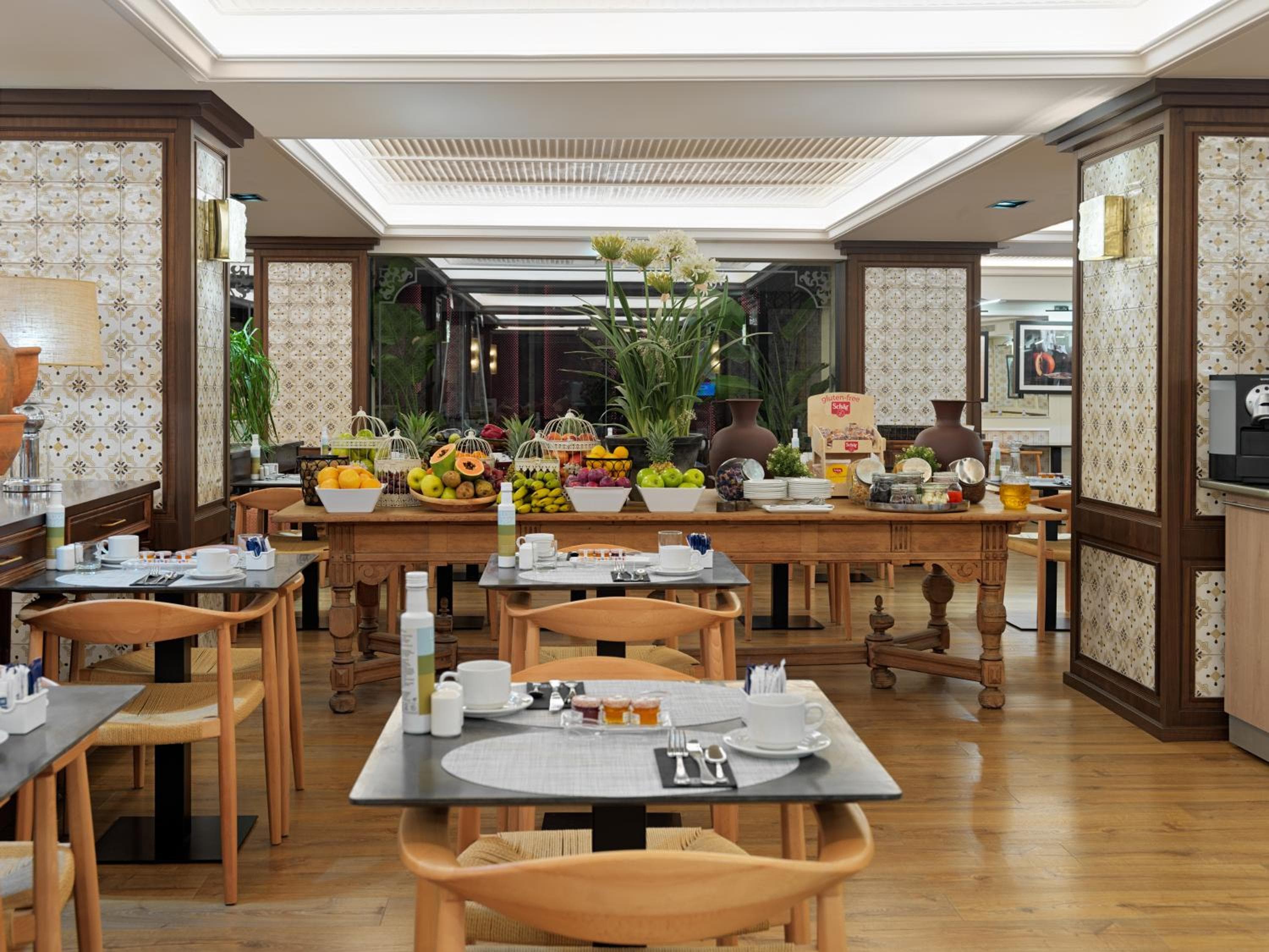 H10 Corregidor Boutique Hotel — 15